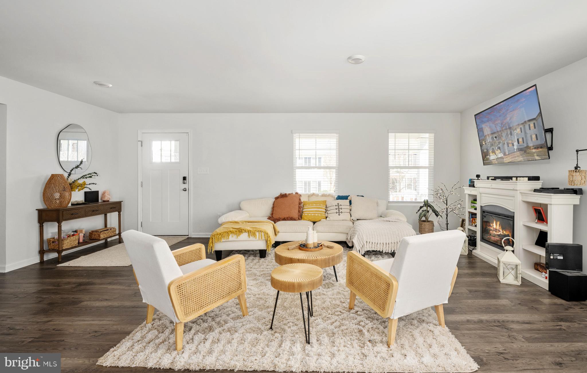 LADYSMITH VILLAGE - Residential