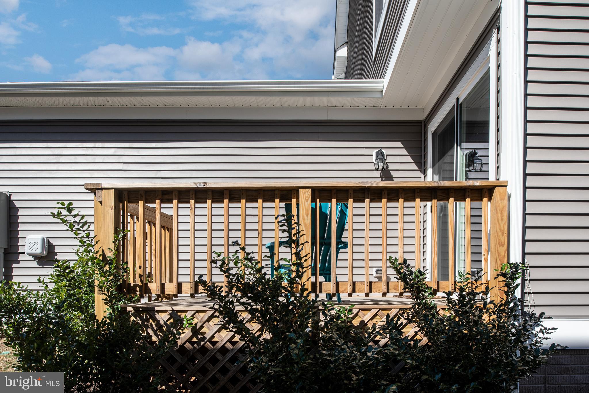 LADYSMITH VILLAGE - Residential