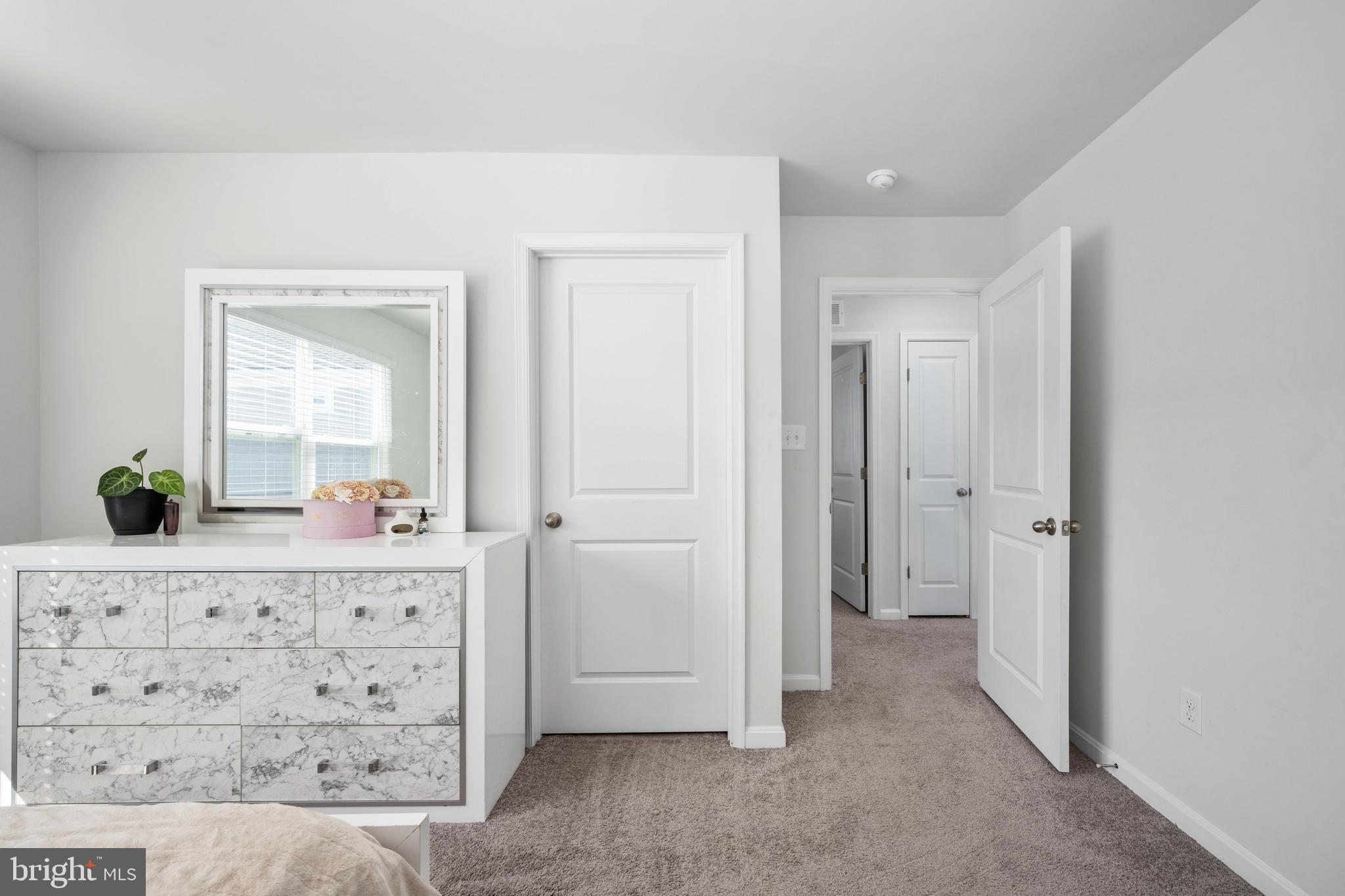 LADYSMITH VILLAGE - Residential