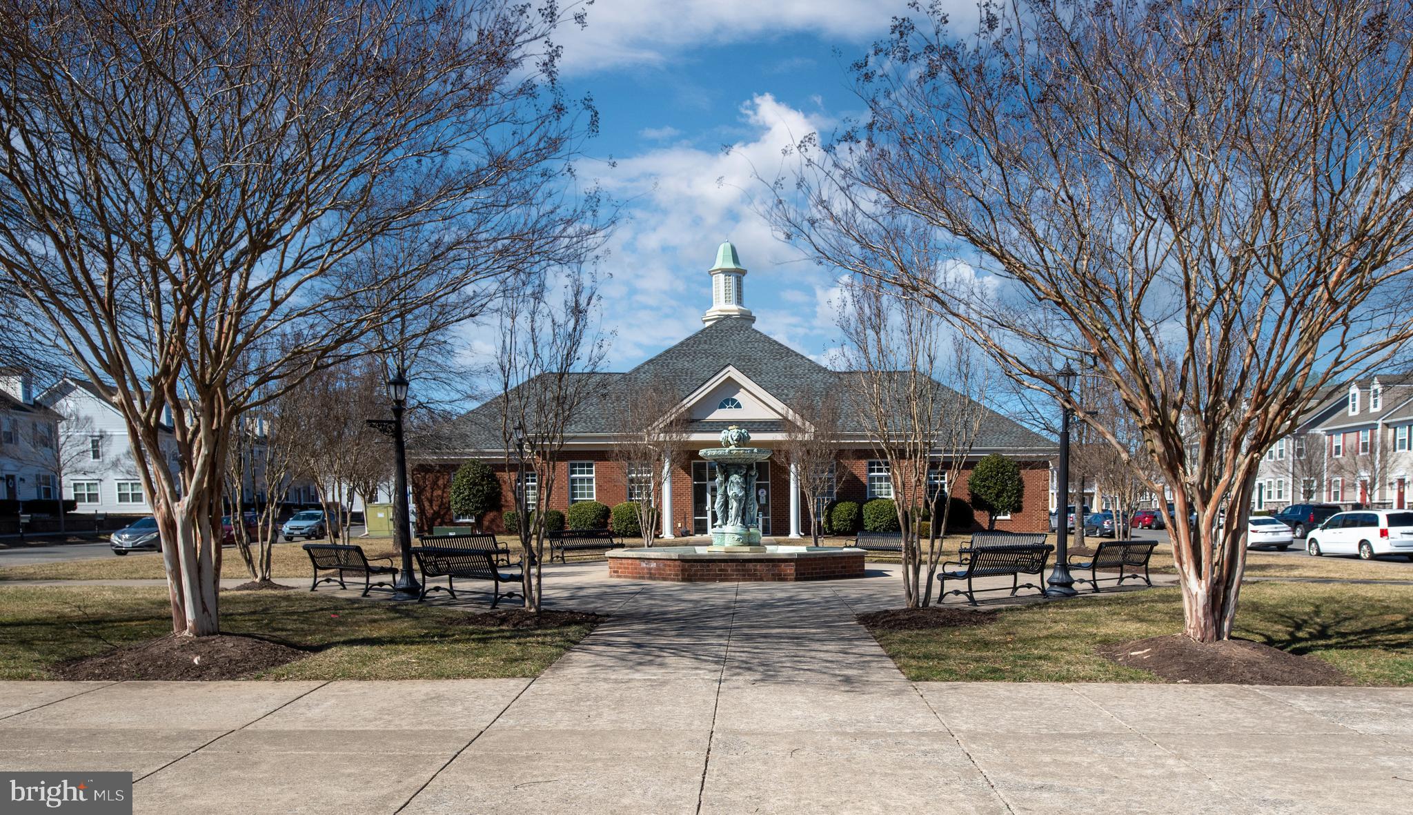 LADYSMITH VILLAGE - Residential