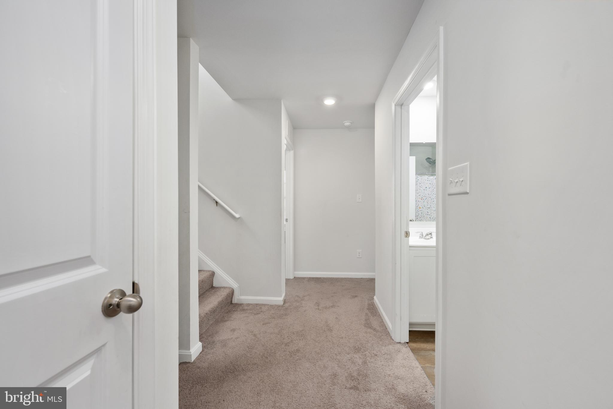 LADYSMITH VILLAGE - Residential