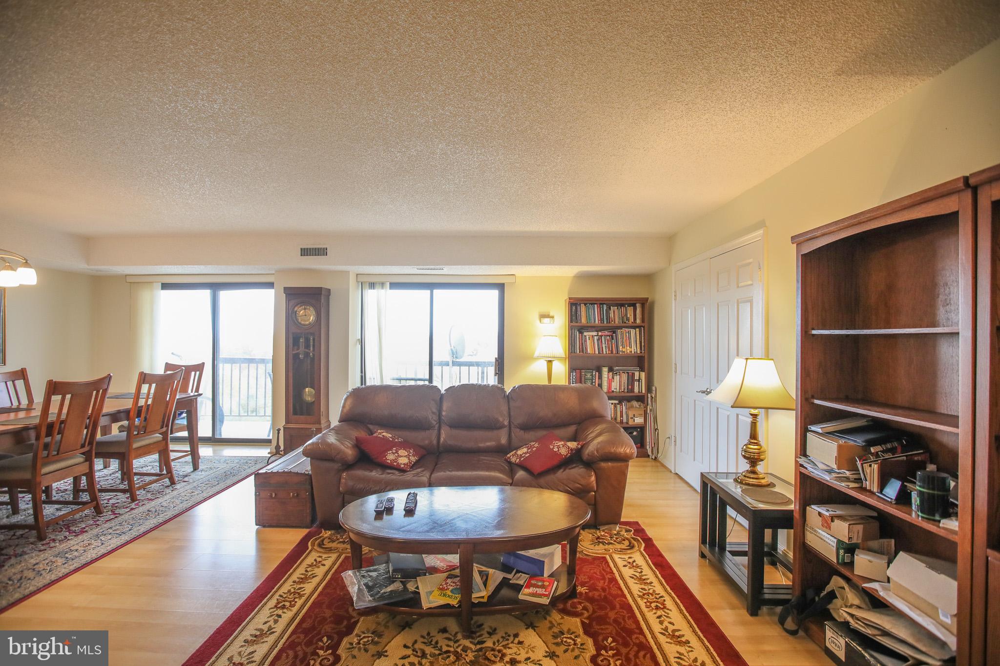 3800 POWELL LANE 1121