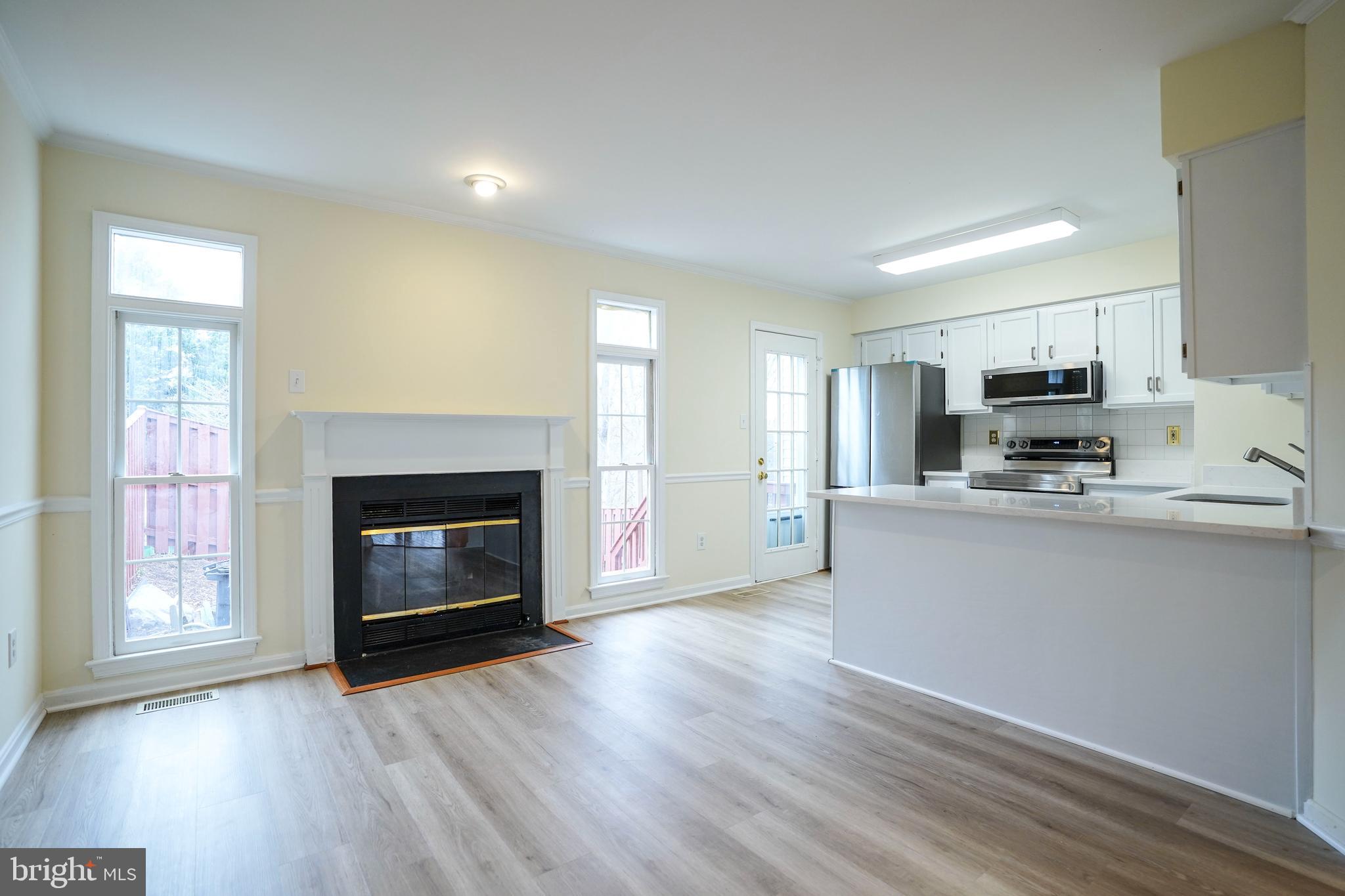 COMPTON VALLEY ESTATES - Residential