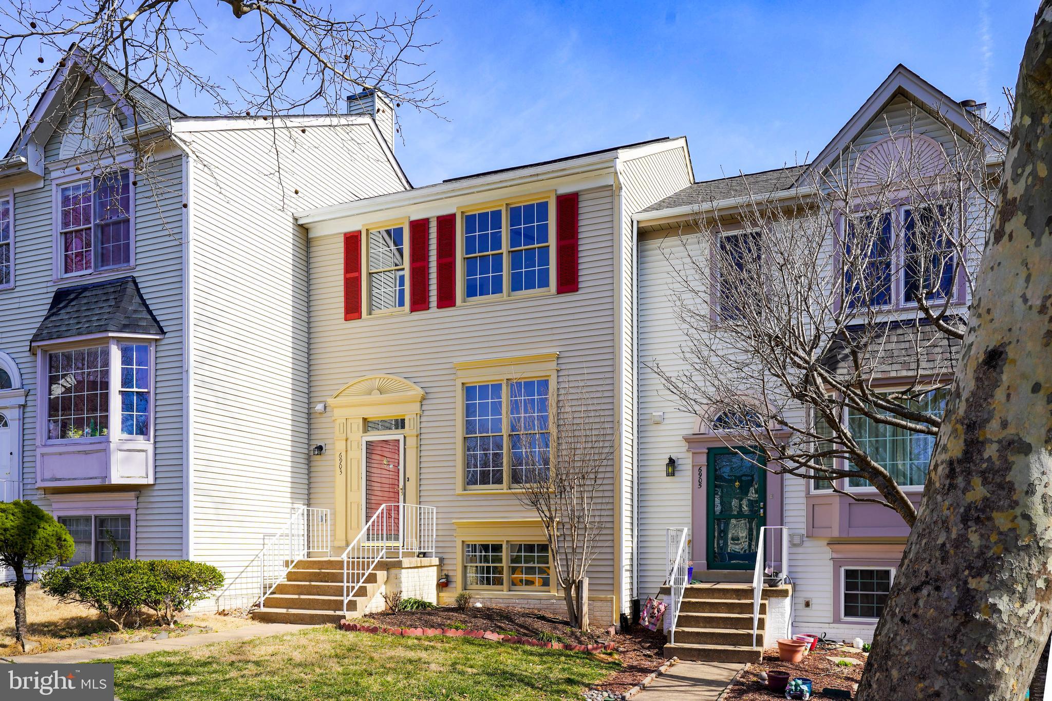 COMPTON VALLEY ESTATES - Residential