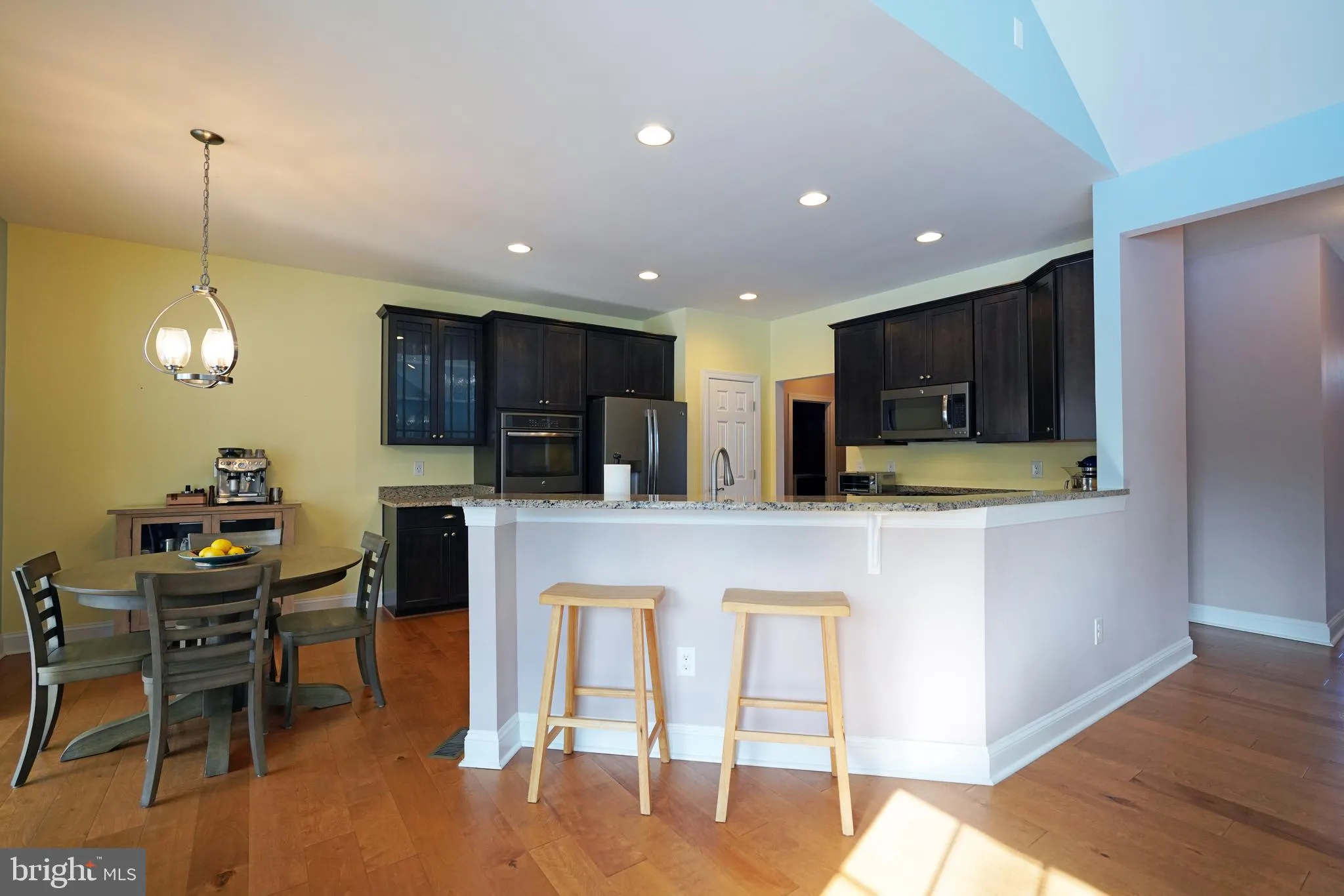 Milton, Delaware 19968, United States, 4 Bedrooms Bedrooms, ,3 BathroomsBathrooms,Residential,Pending,22280