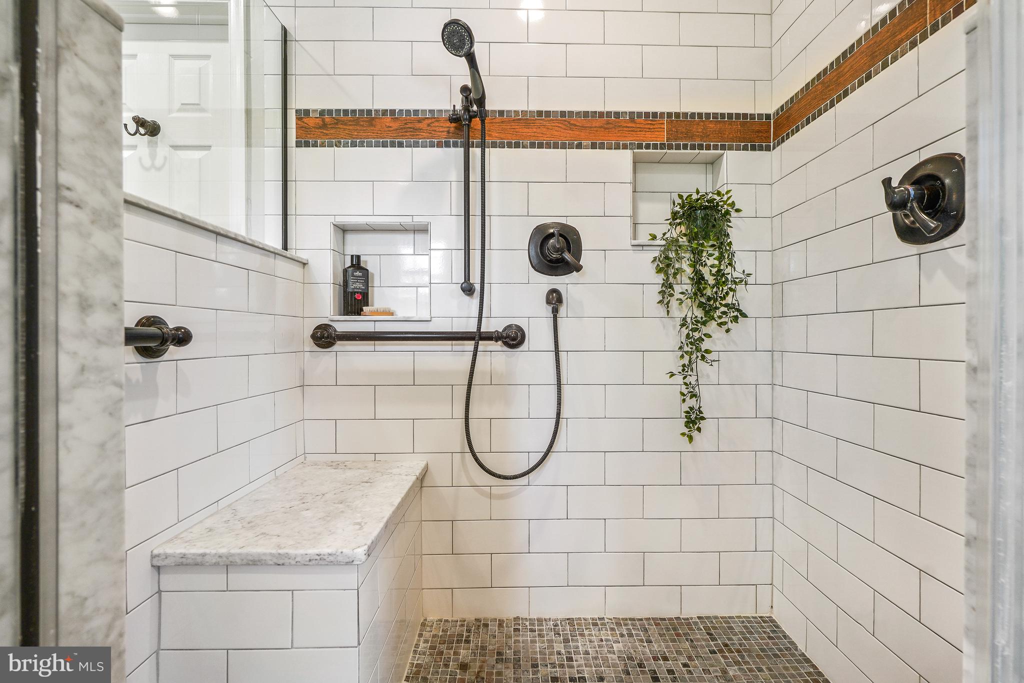 BRADMOOR - Residential