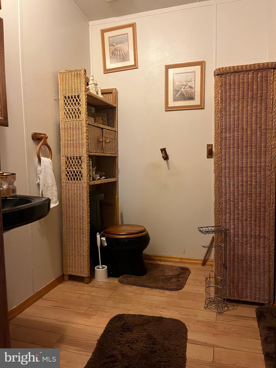 REHOBOTH SHORES MHP - Residential