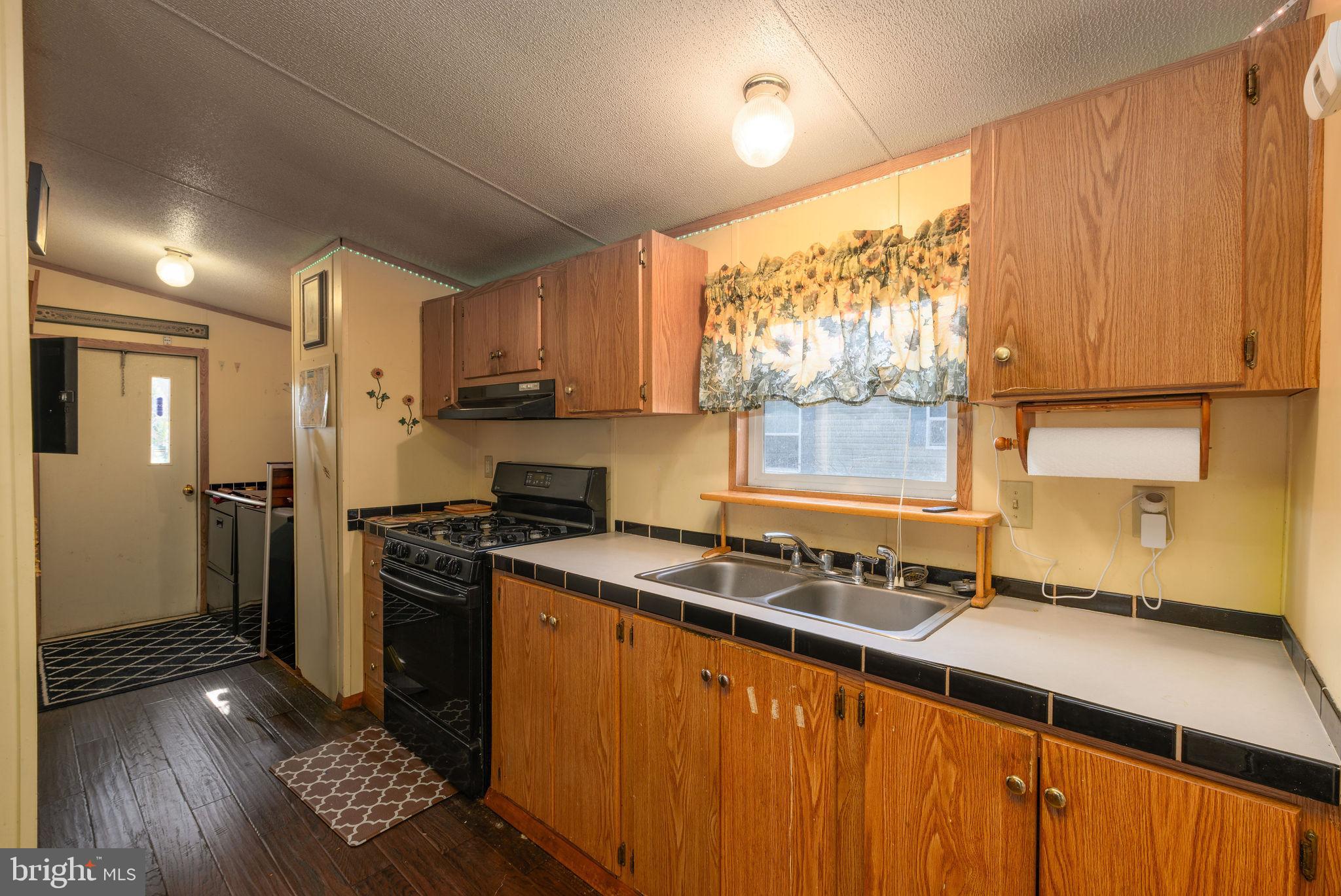 REHOBOTH SHORES MHP - Residential