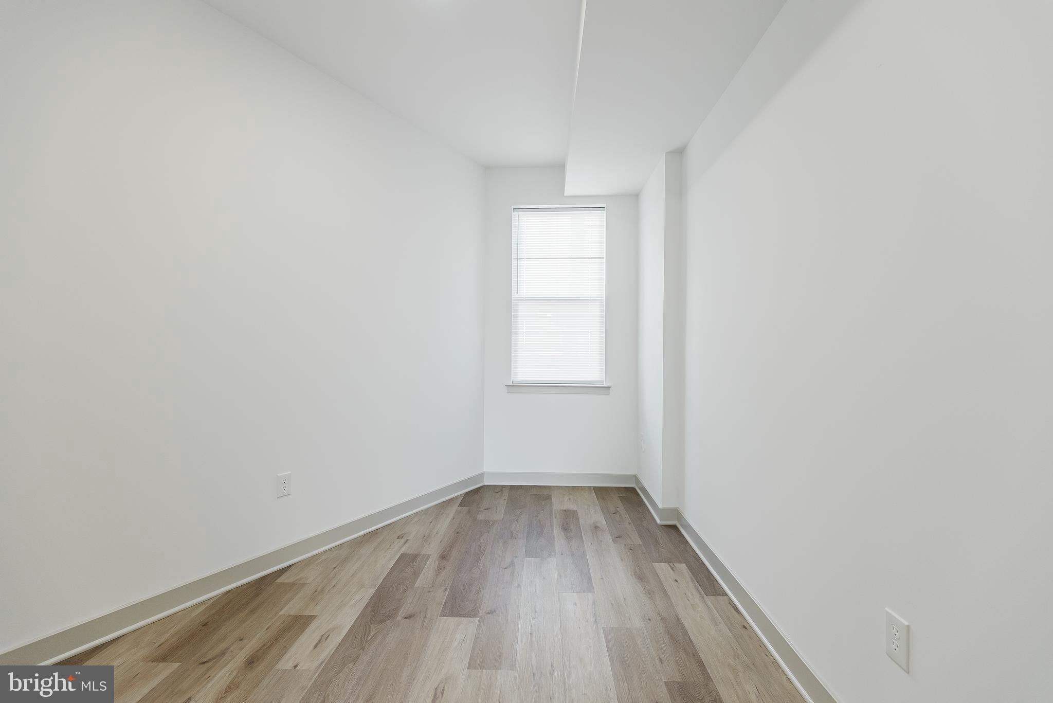 MANTUA - Residential