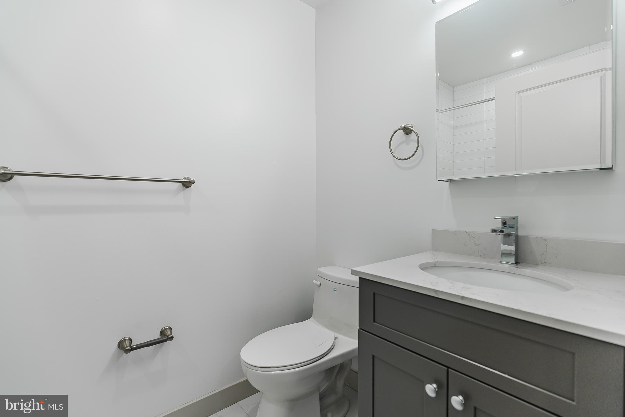 MANTUA - Residential