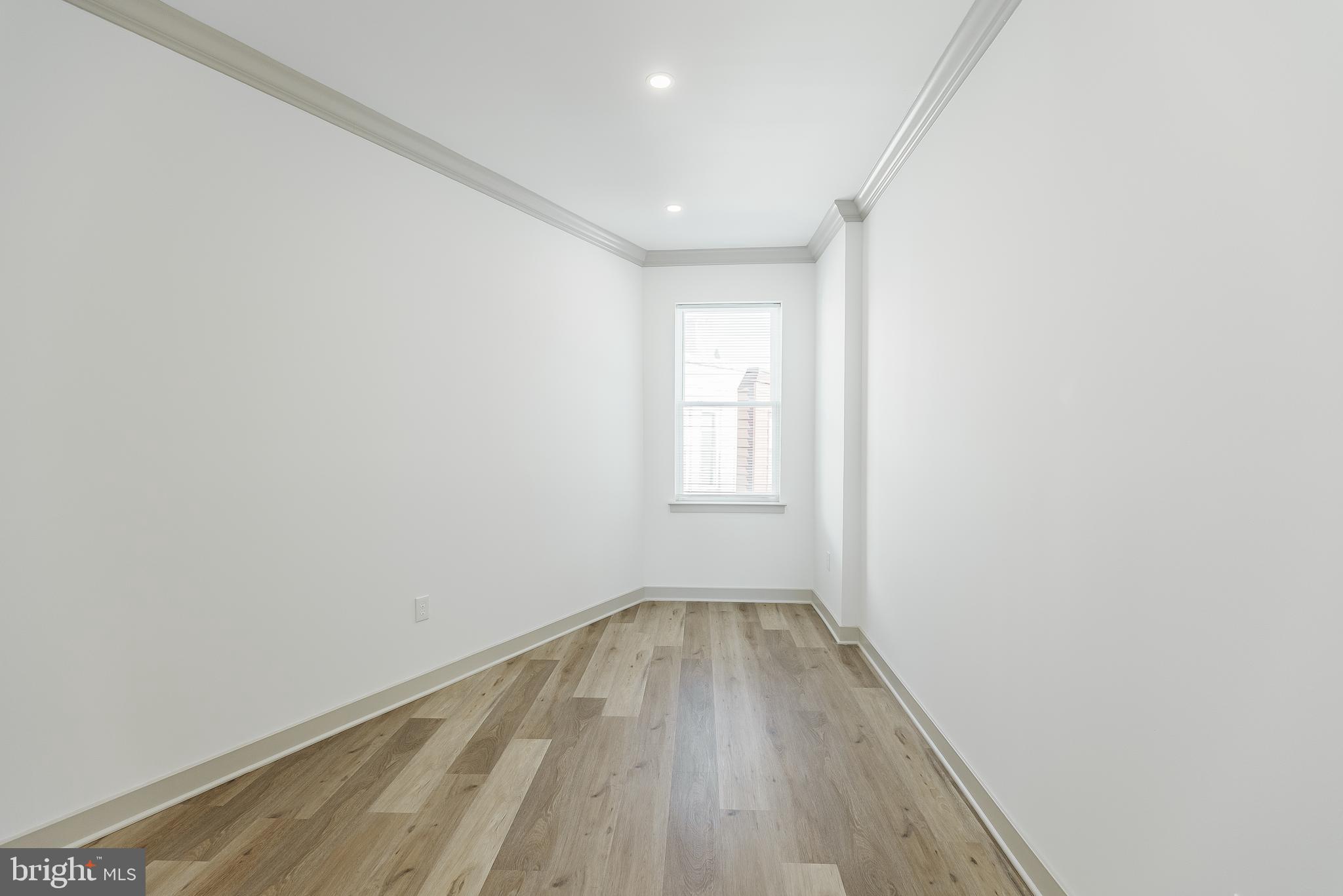 MANTUA - Residential