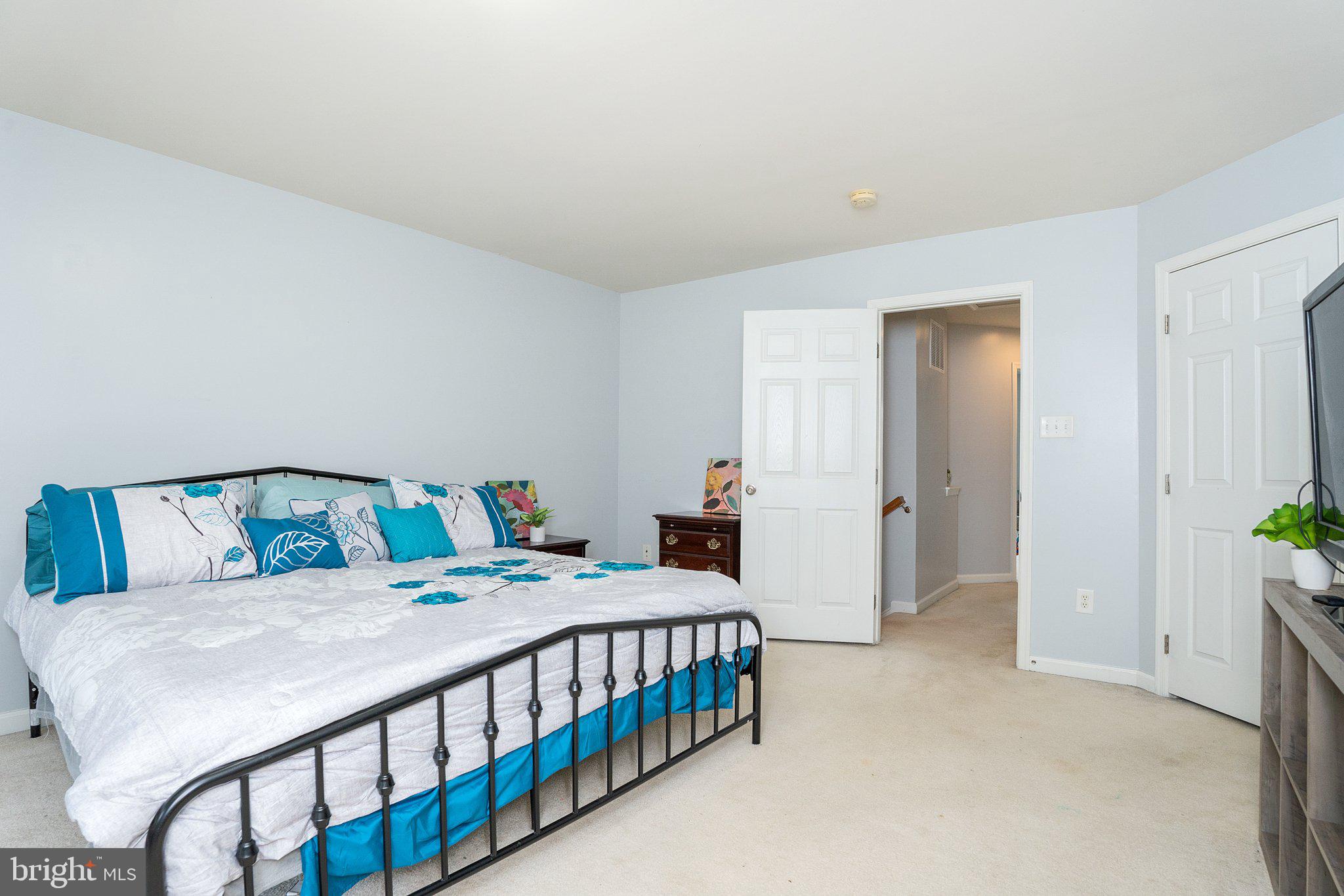 BROOKFIELD ON THE POTOMAC - Residential