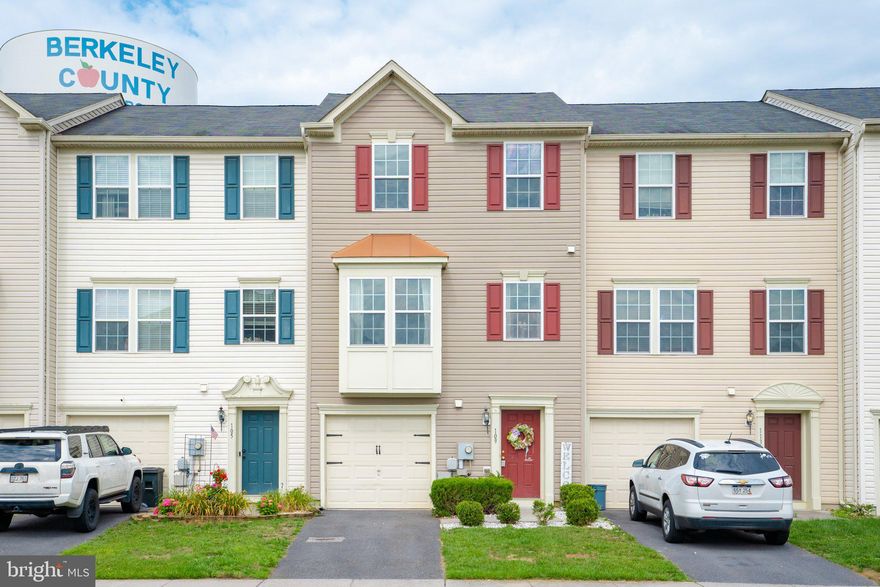 Home is BACK ON THE MARKET due to no fault of the owners! NEW PRICE! NEW CARPET! NEW STOVE!!!MOVE IN READY!
Welcome to your " Brookfield on the Potomac" Home!  This beautiful townhome has gated community river access and even a large playground with picnic area. Bring your whole family and enjoy your time together at the river.
This home features 3 bedrooms, 2.5 bathrooms, finished basement and an open floor plan. The master suite has a sitting room area, large walk-in closet, bath with separate shower/soaker tub and a double vanity.
The home is a must see!
Home inspection completed and items updated including a brand new stove! Therefore, home will be sold "As Is".  Sellers request closing to be through Cardinal Title since Title work is already completed.