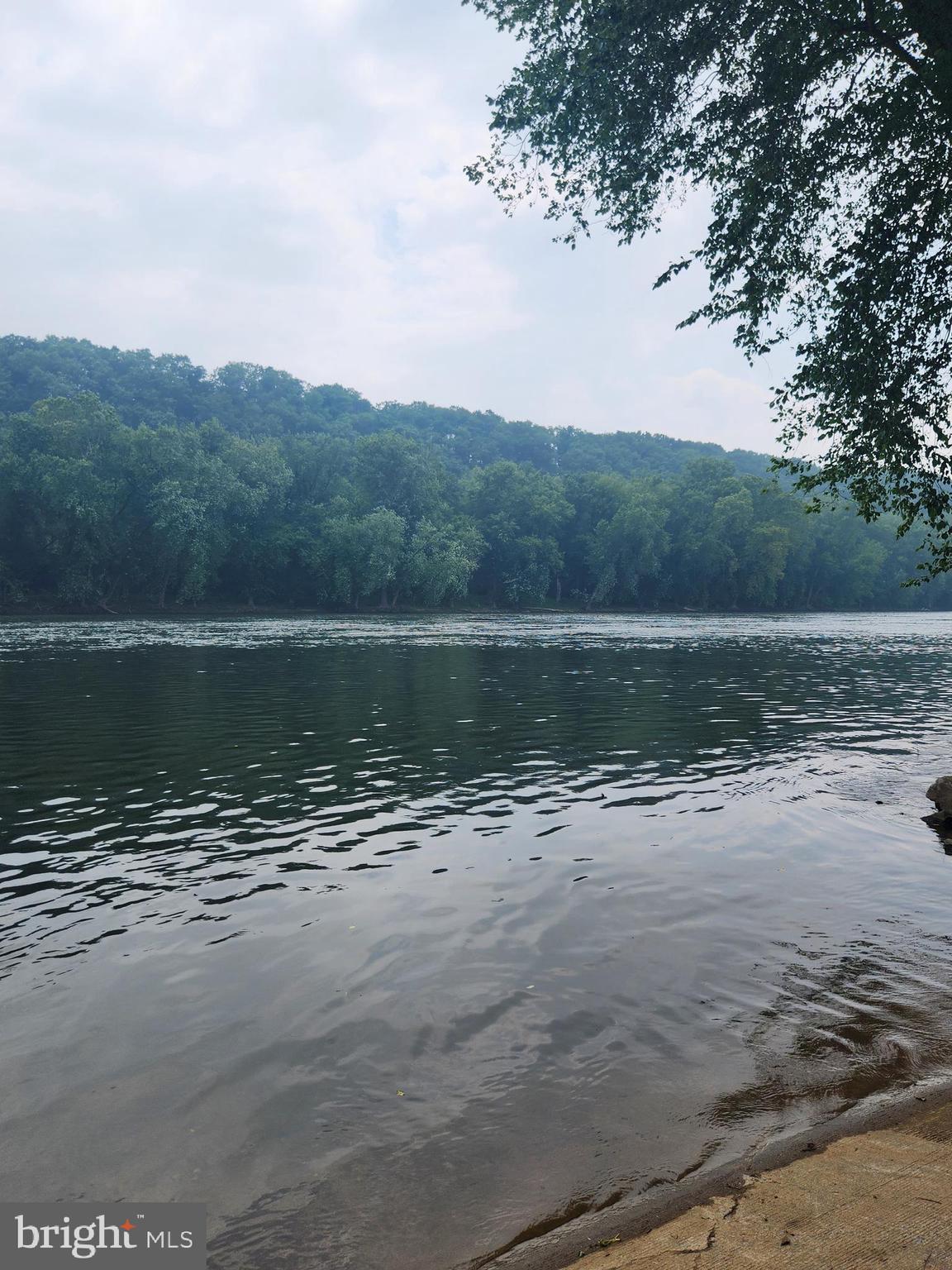 BROOKFIELD ON THE POTOMAC - Residential