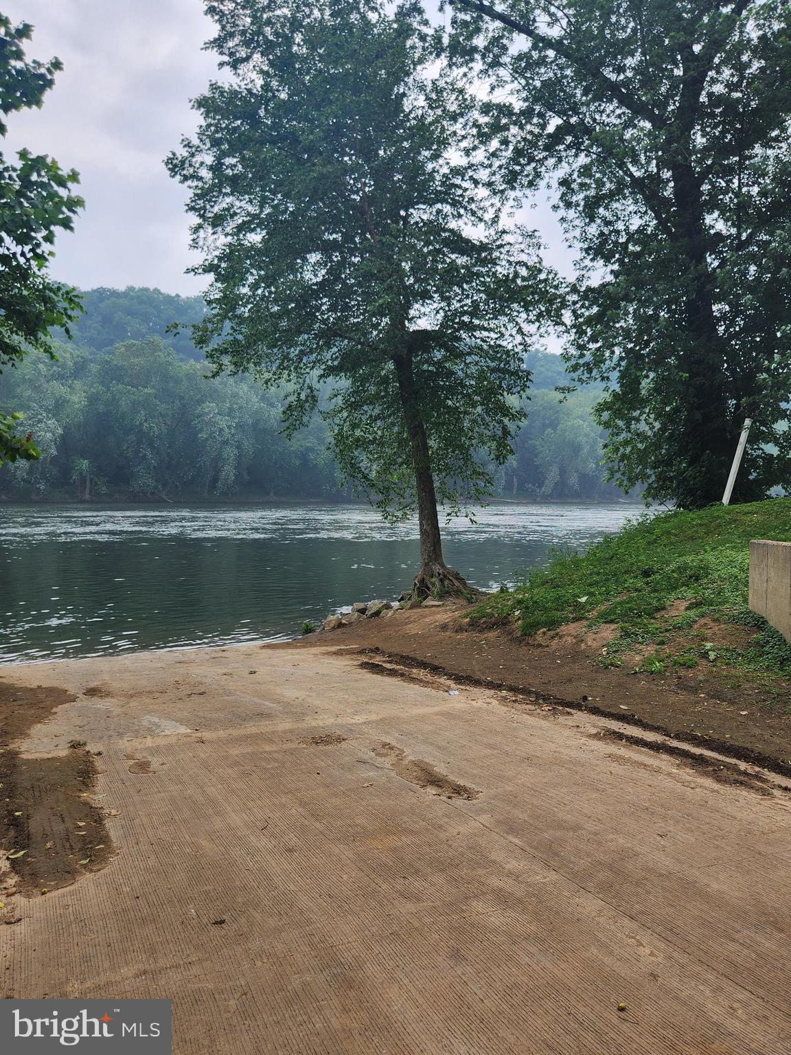 BROOKFIELD ON THE POTOMAC - Residential