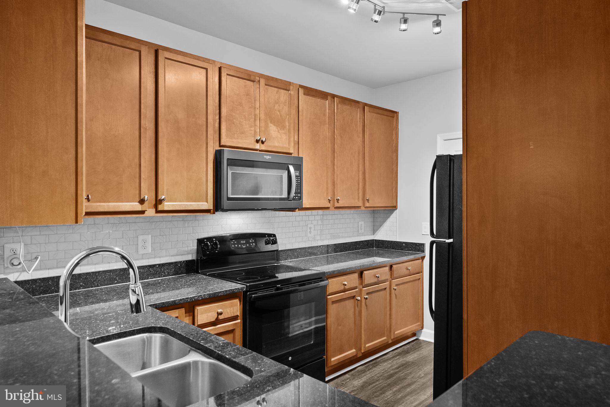 WAVERLY STATION - Residential