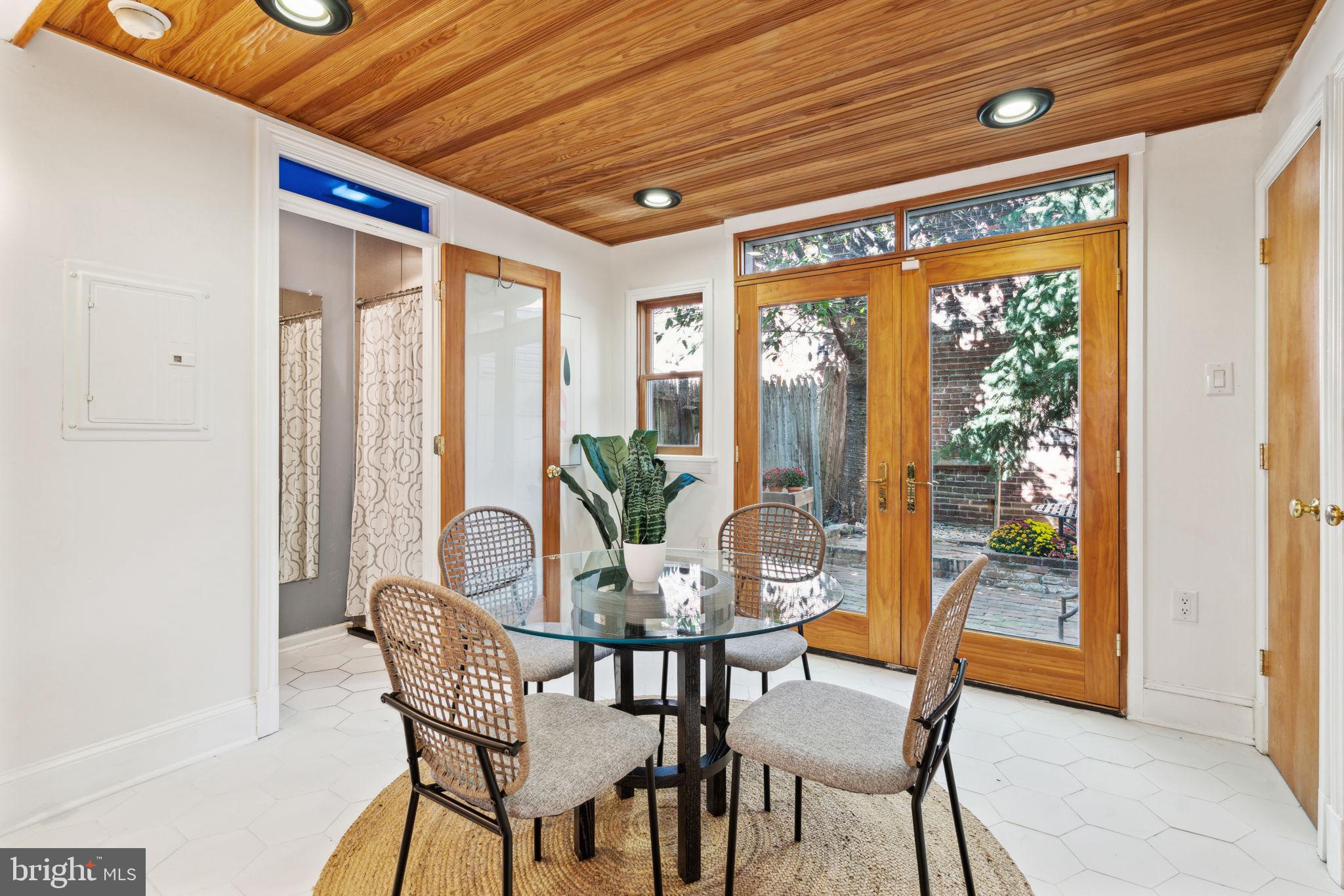 GRADUATE HOSPITAL - Residential