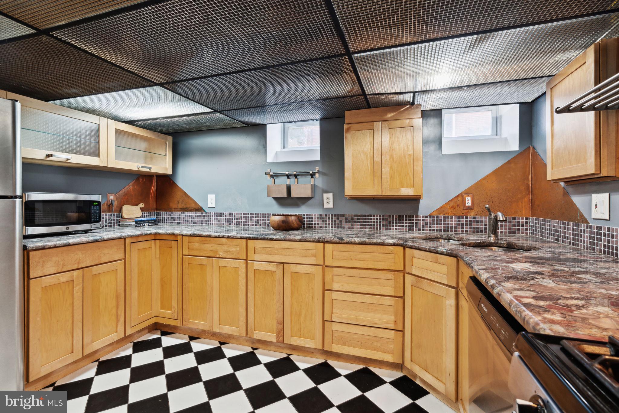 GRADUATE HOSPITAL - Residential