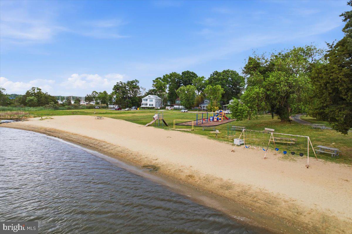 SELBY HEIGHTS - Residential