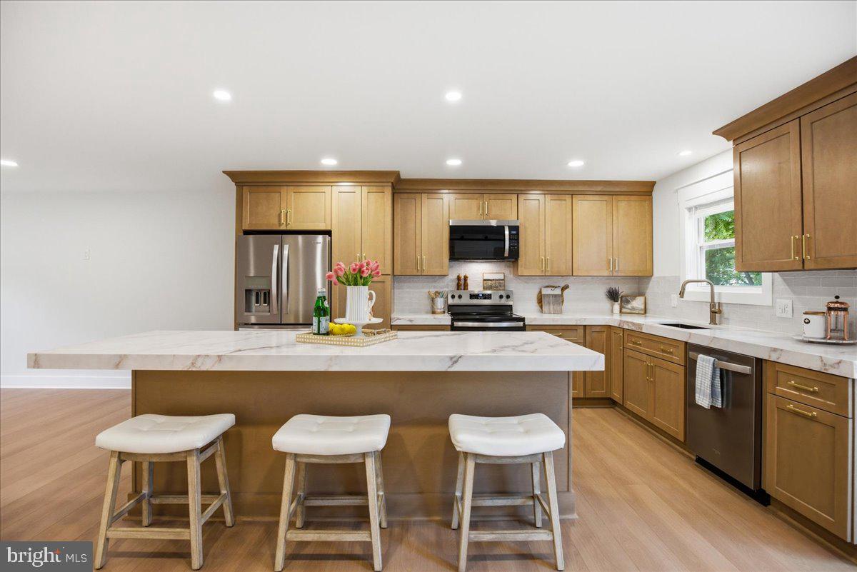 SELBY HEIGHTS - Residential