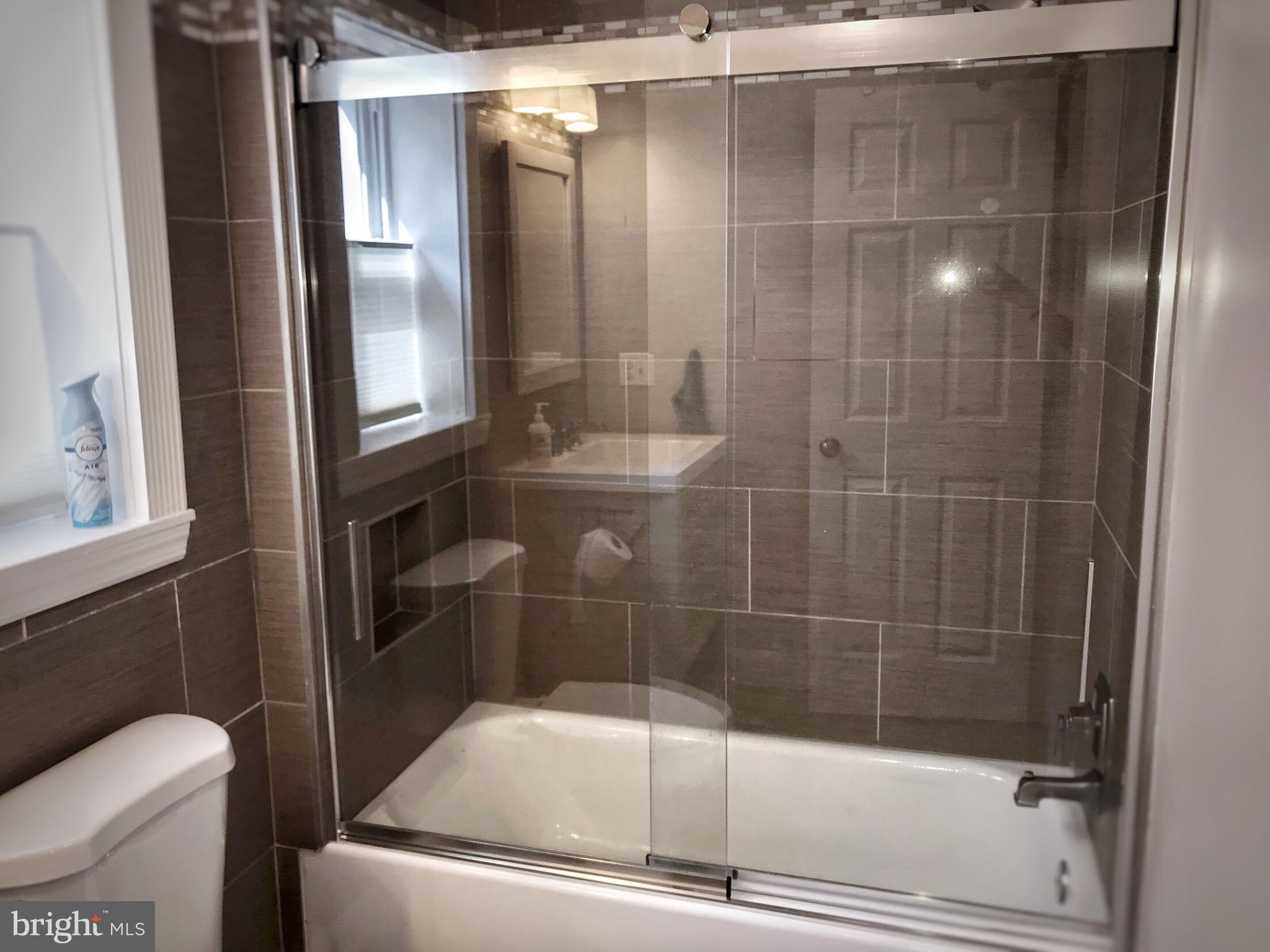 HAMPDEN HISTORIC DISTRICT - Residential