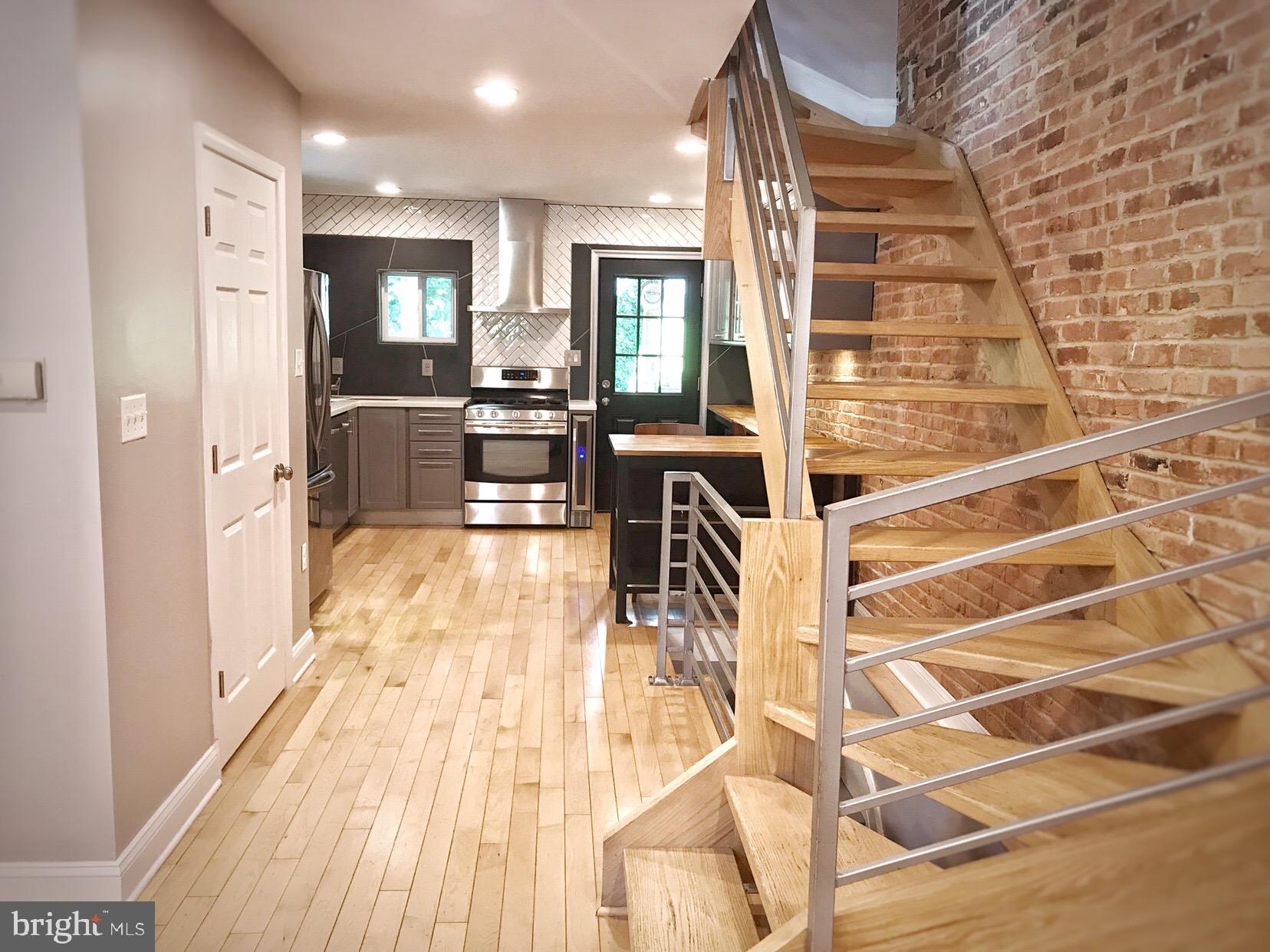 HAMPDEN HISTORIC DISTRICT - Residential