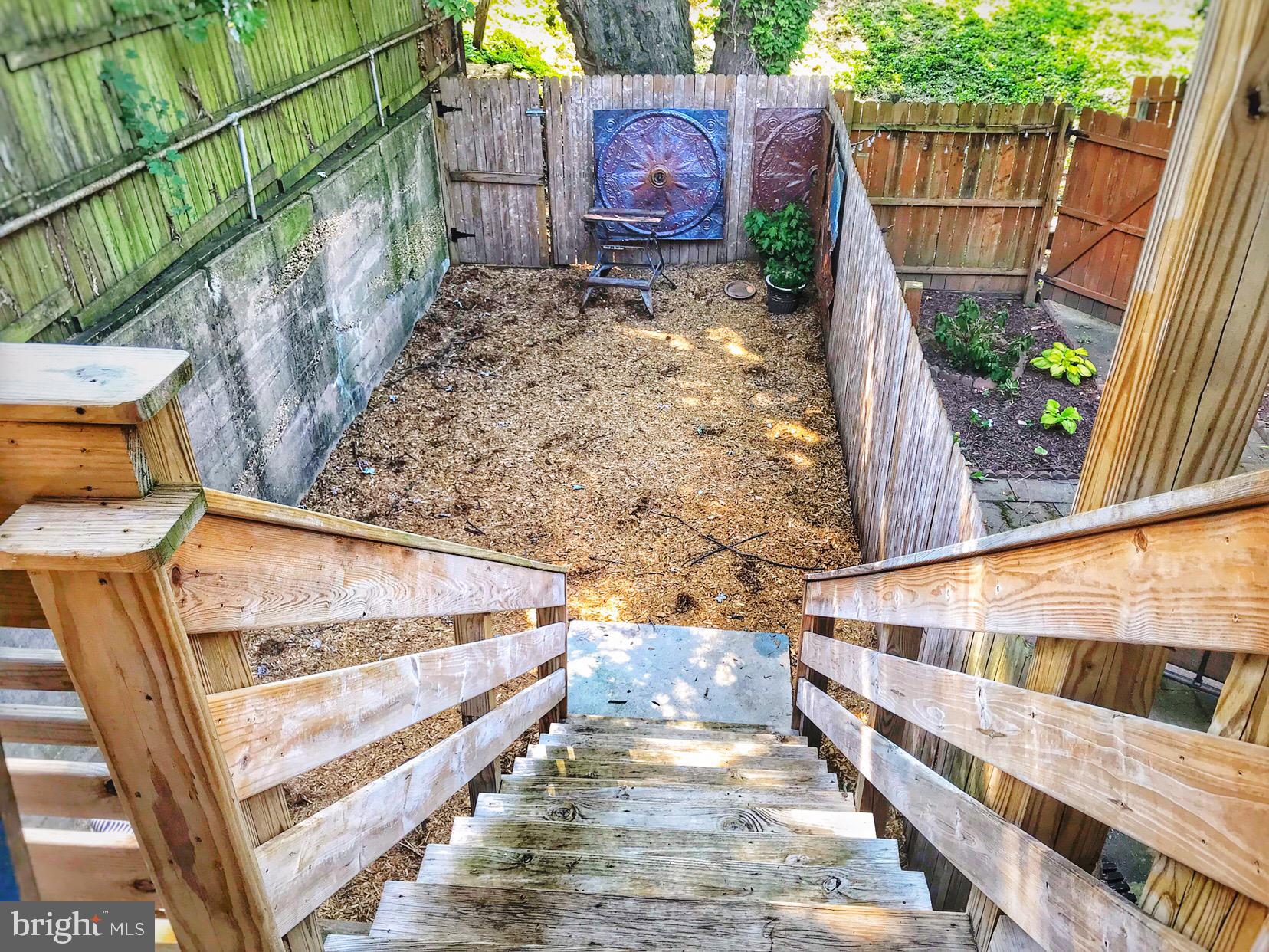 HAMPDEN HISTORIC DISTRICT - Residential