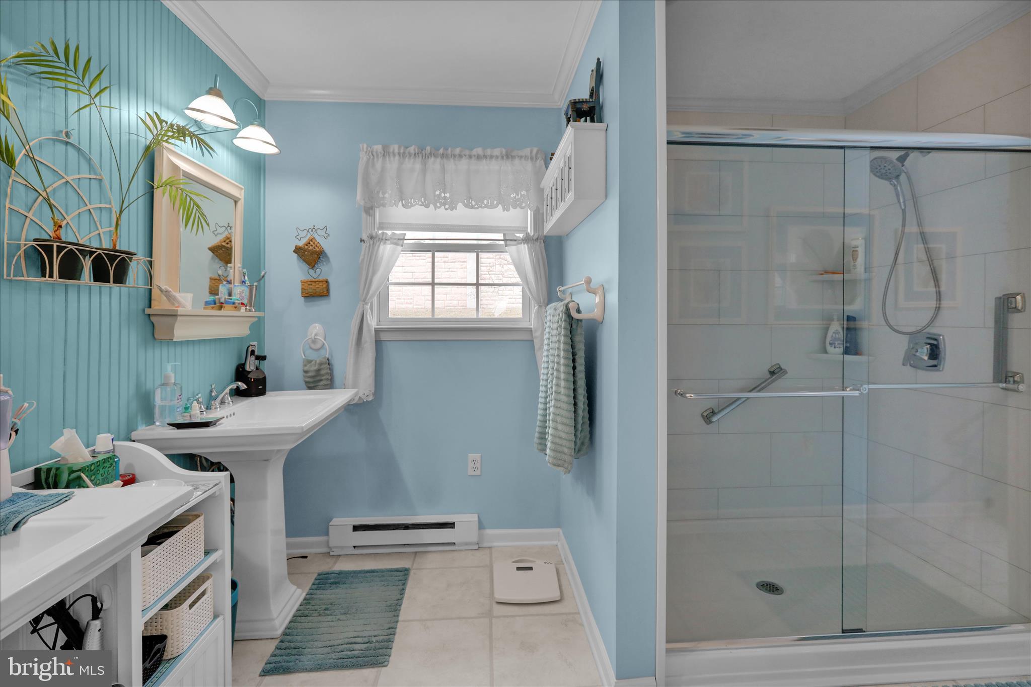 SUNNYSIDE - Residential