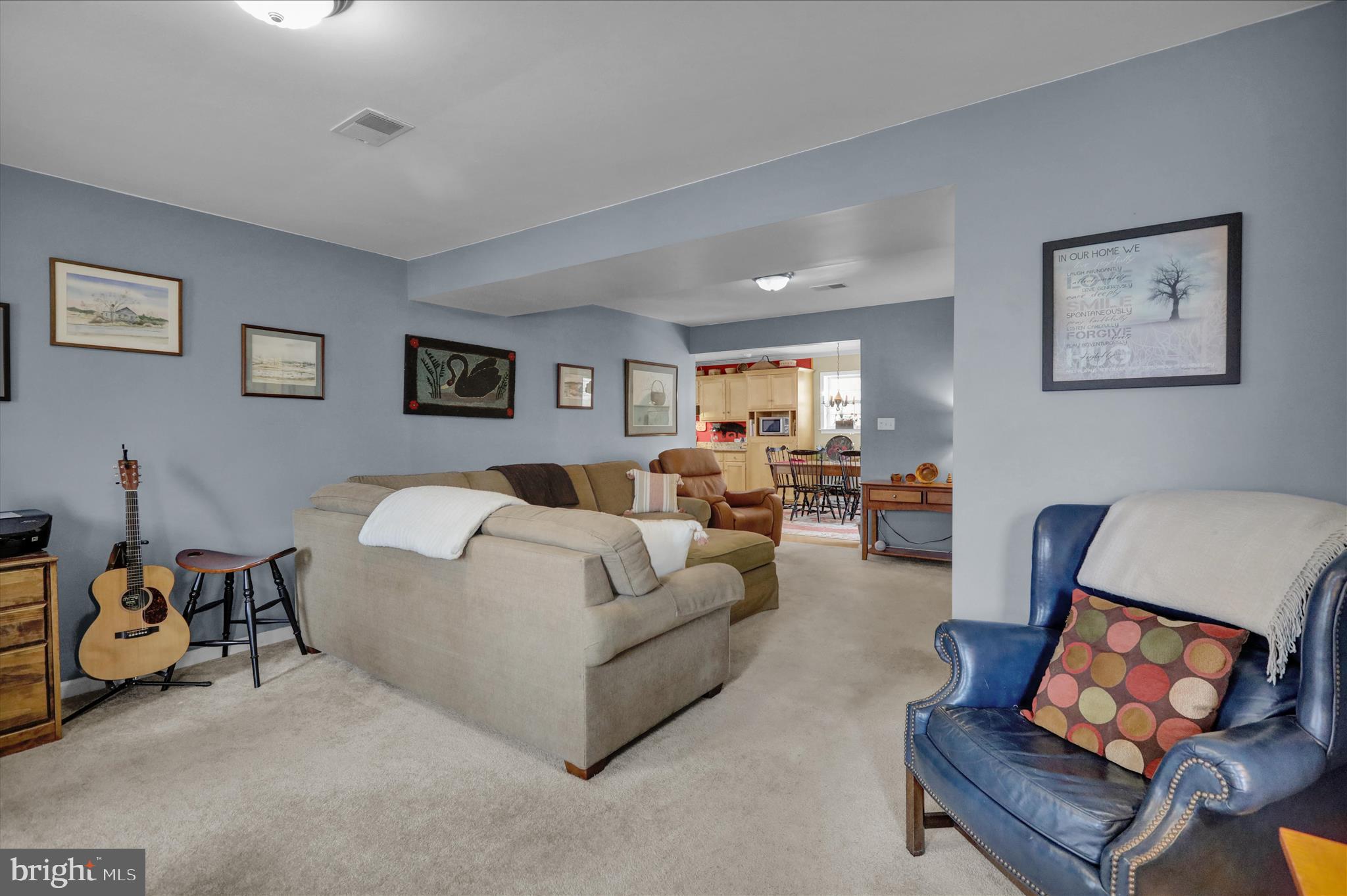 SUNNYSIDE - Residential