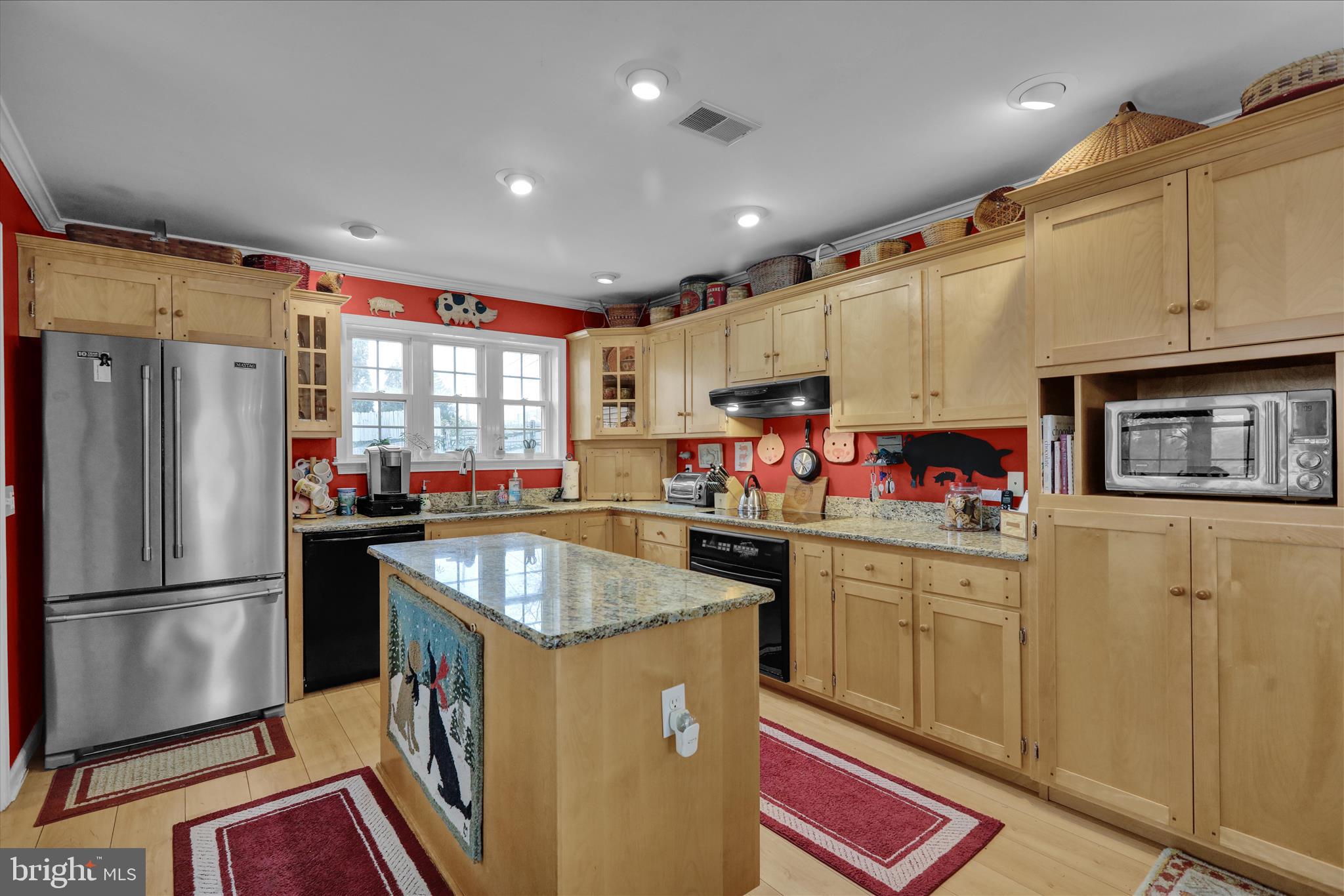 SUNNYSIDE - Residential