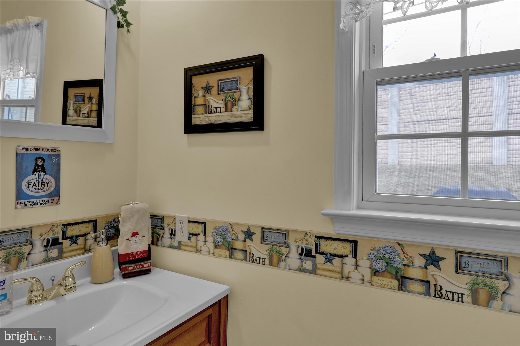 SUNNYSIDE - Residential