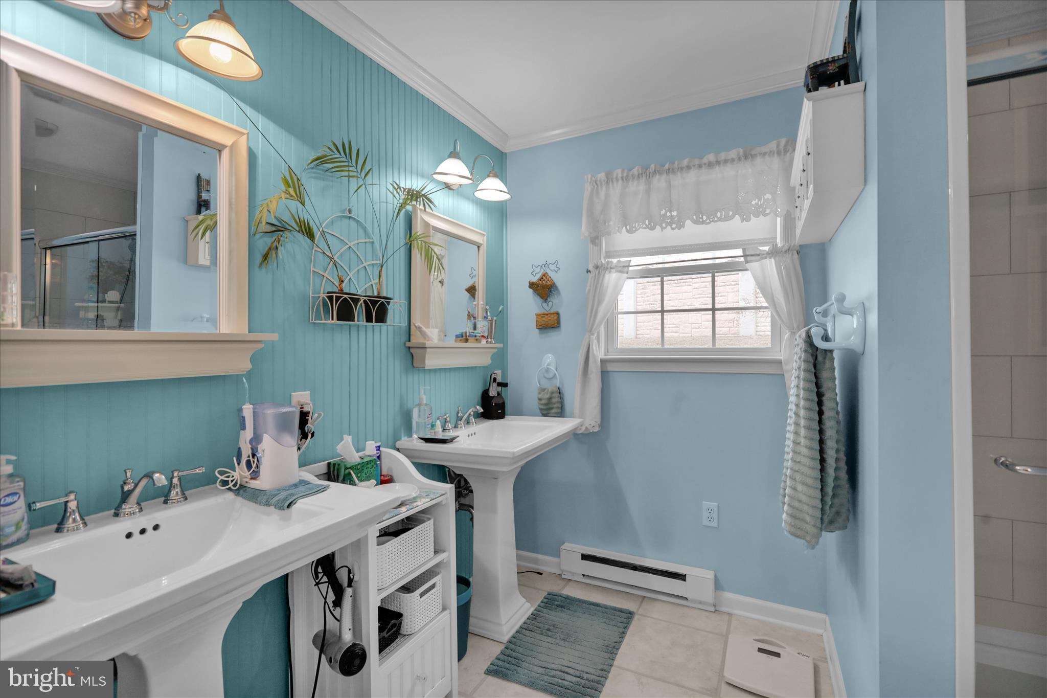 SUNNYSIDE - Residential