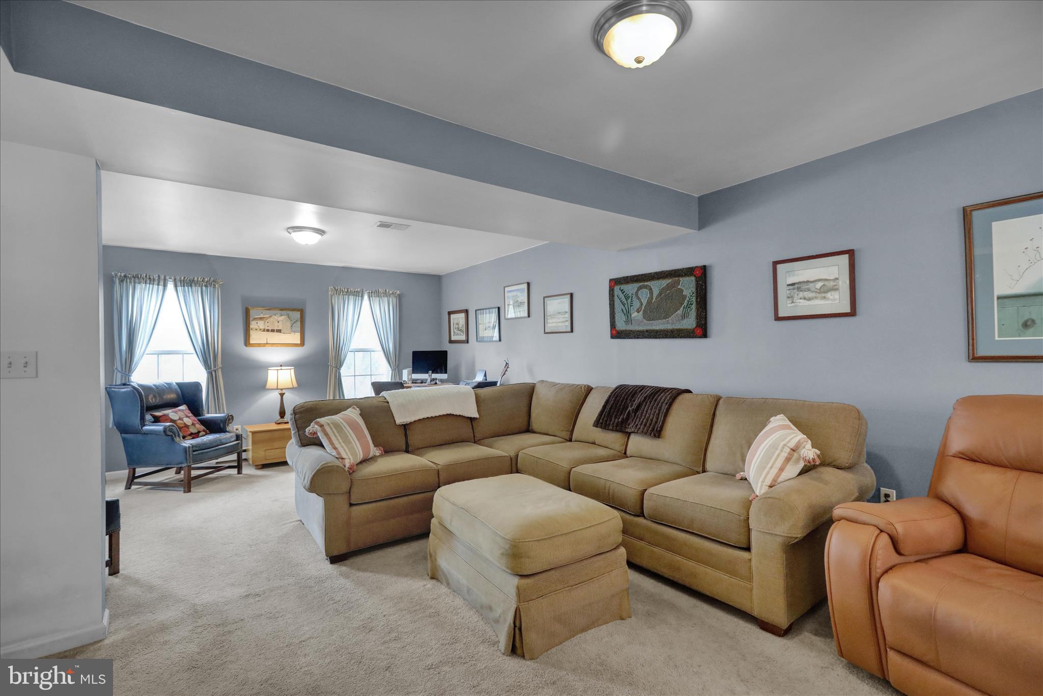 SUNNYSIDE - Residential