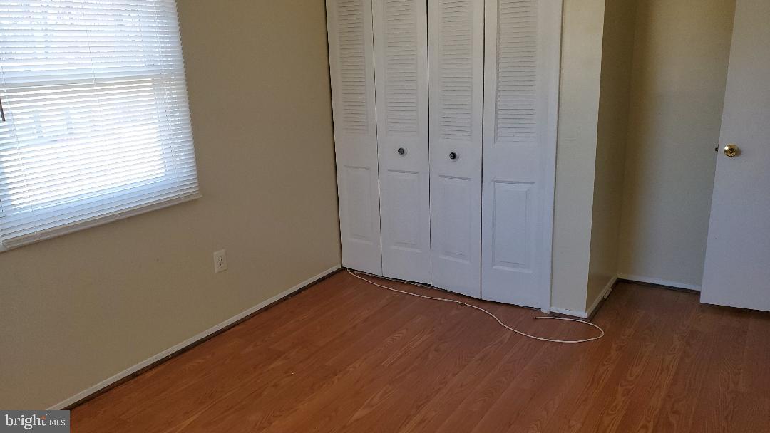 RAMBLING HILLS - Residential Lease