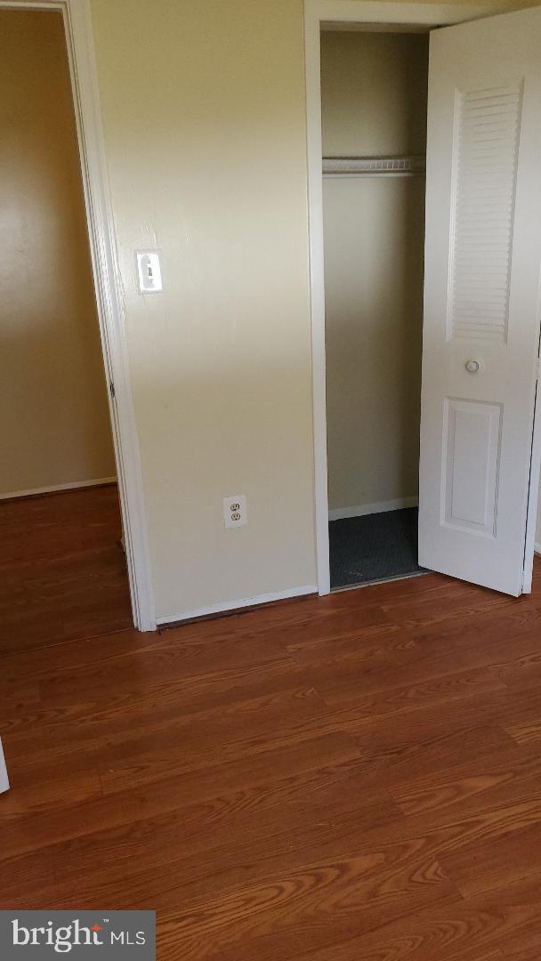 RAMBLING HILLS - Residential Lease