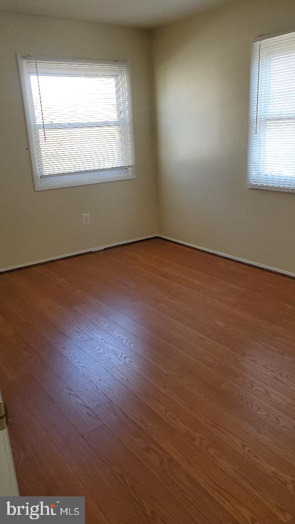 RAMBLING HILLS - Residential Lease