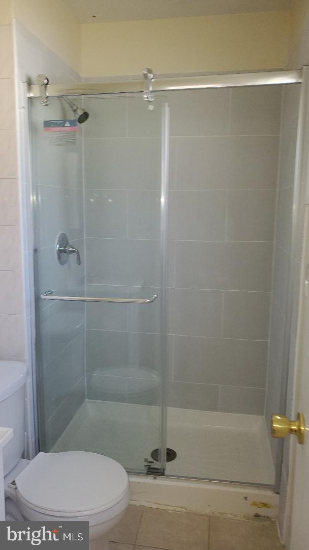 RAMBLING HILLS - Residential Lease