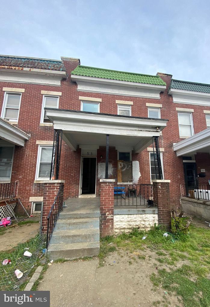 ncredible Investment Opportunity in Allendale, Baltimore!
Unlock the potential of this charming single-family rowhome in the sought-after Allendale district! Boasting three spacious bedrooms and two bathrooms, this 1,570 sqft property is brimming with possibilities. With its prime location near Leon Day Park, it offers the perfect setting for a beautiful home or a lucrative investment.
Renovated homes in the area command rental rates of $1,600 to $1,800, providing a fantastic opportunity for steady cash flow. Comparable sales nearby highlight the market's strength: 3522 W Caton Ave sold for $295,000, 7 S Woodington Rd sold for $250,000, and 7 N Woodington Rd sold for $249,000.
This property is being sold as-is, where is and ready for your vision to bring it to life. Don't miss your chance to capitalize on this gem! Schedule your showing today and make your move toward a rewarding investment.