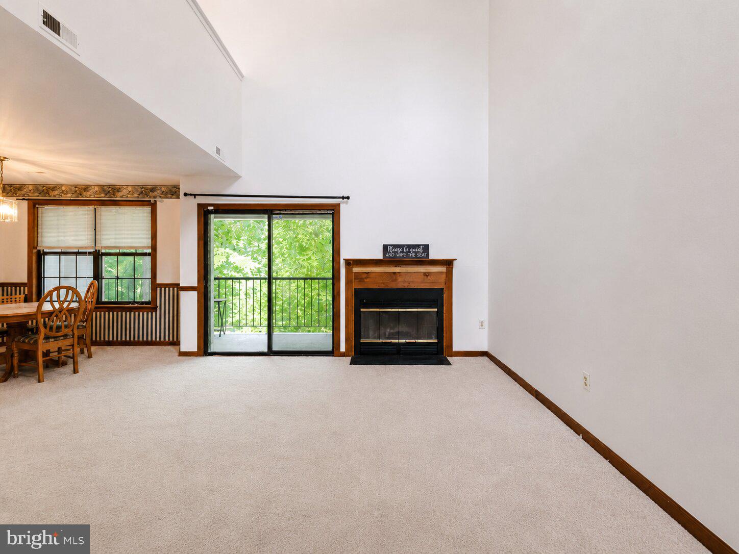 19 SUMMIT COURT