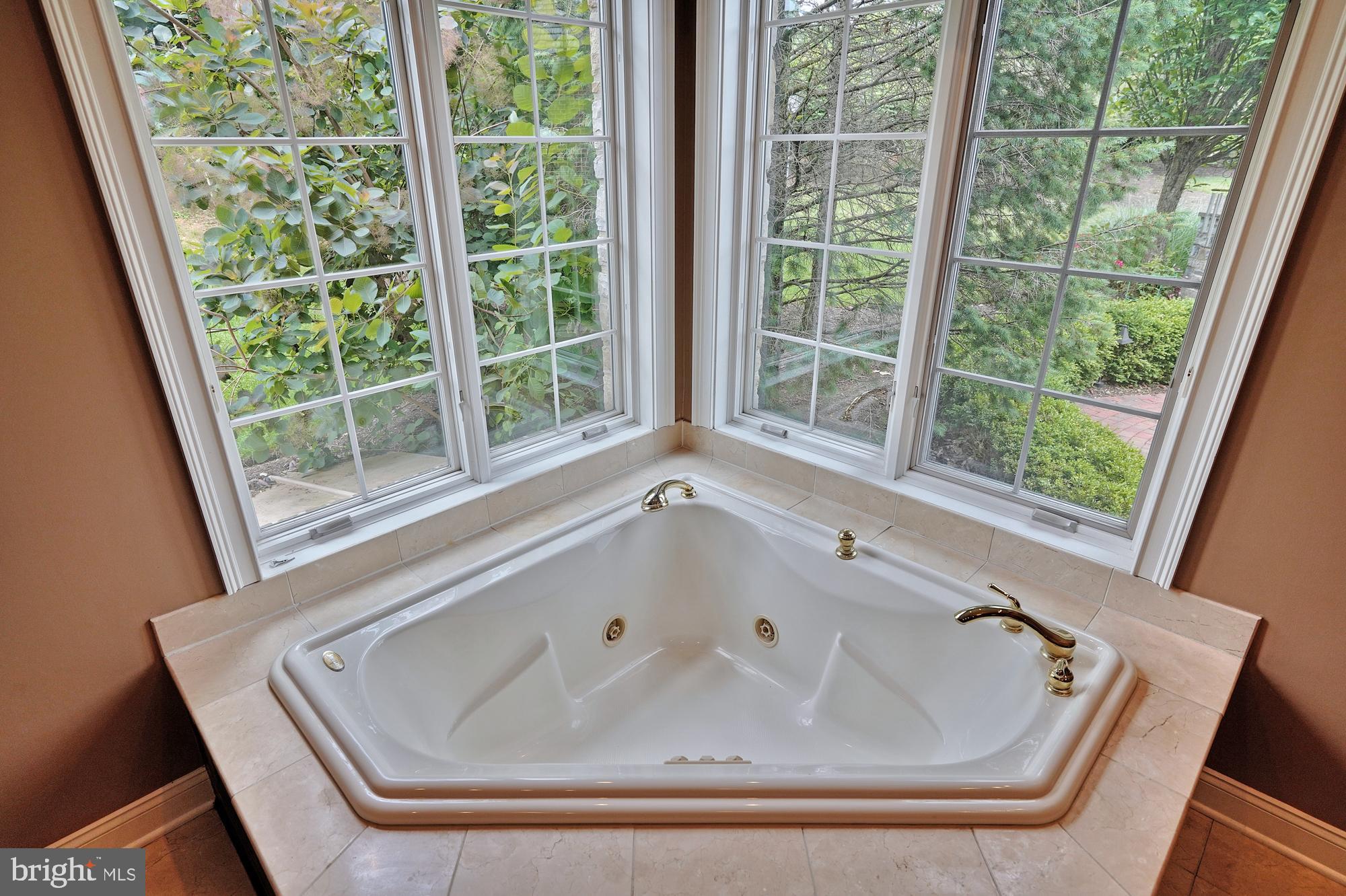 WESTBURY PARK - Residential