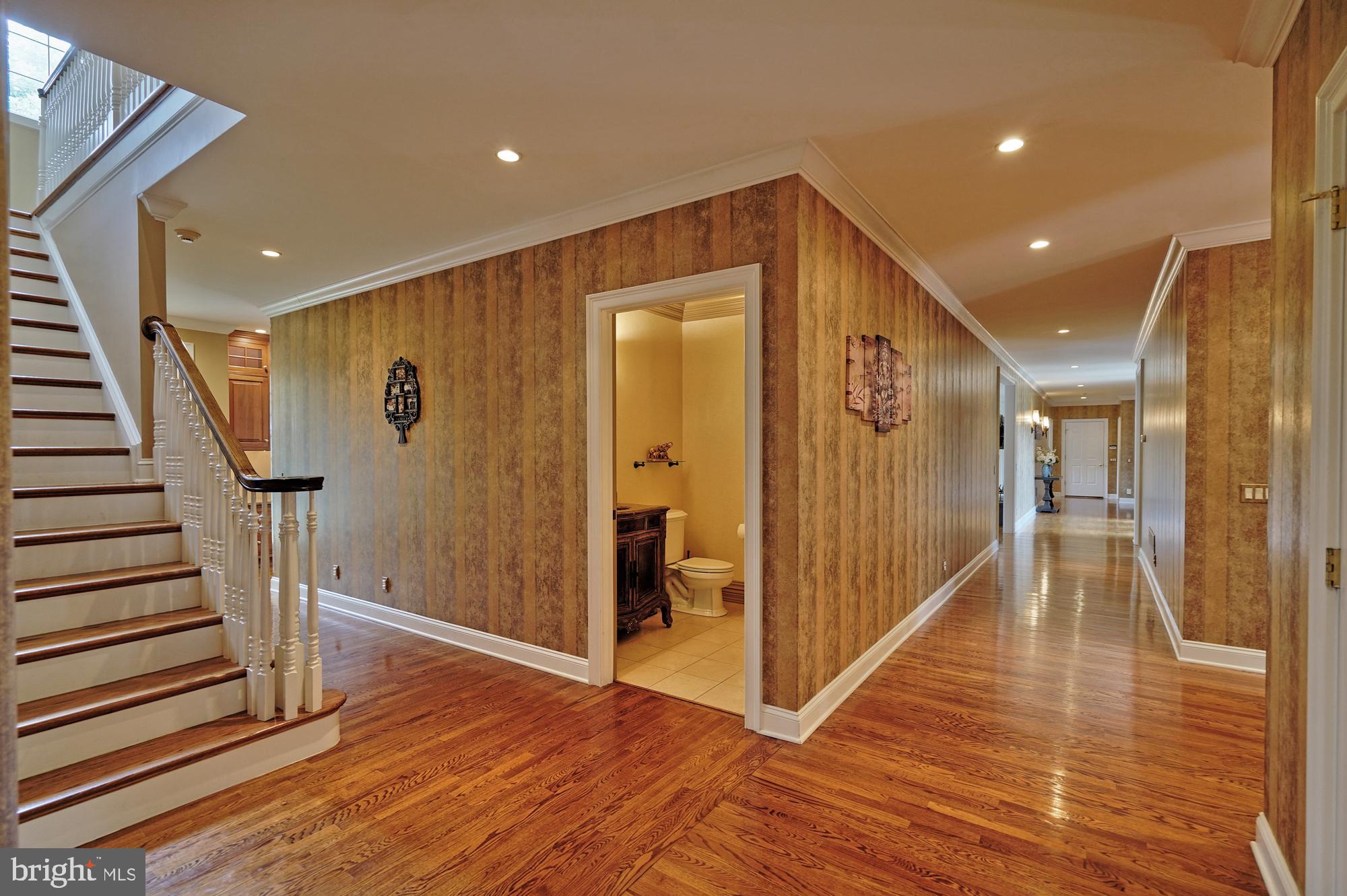 WESTBURY PARK - Residential