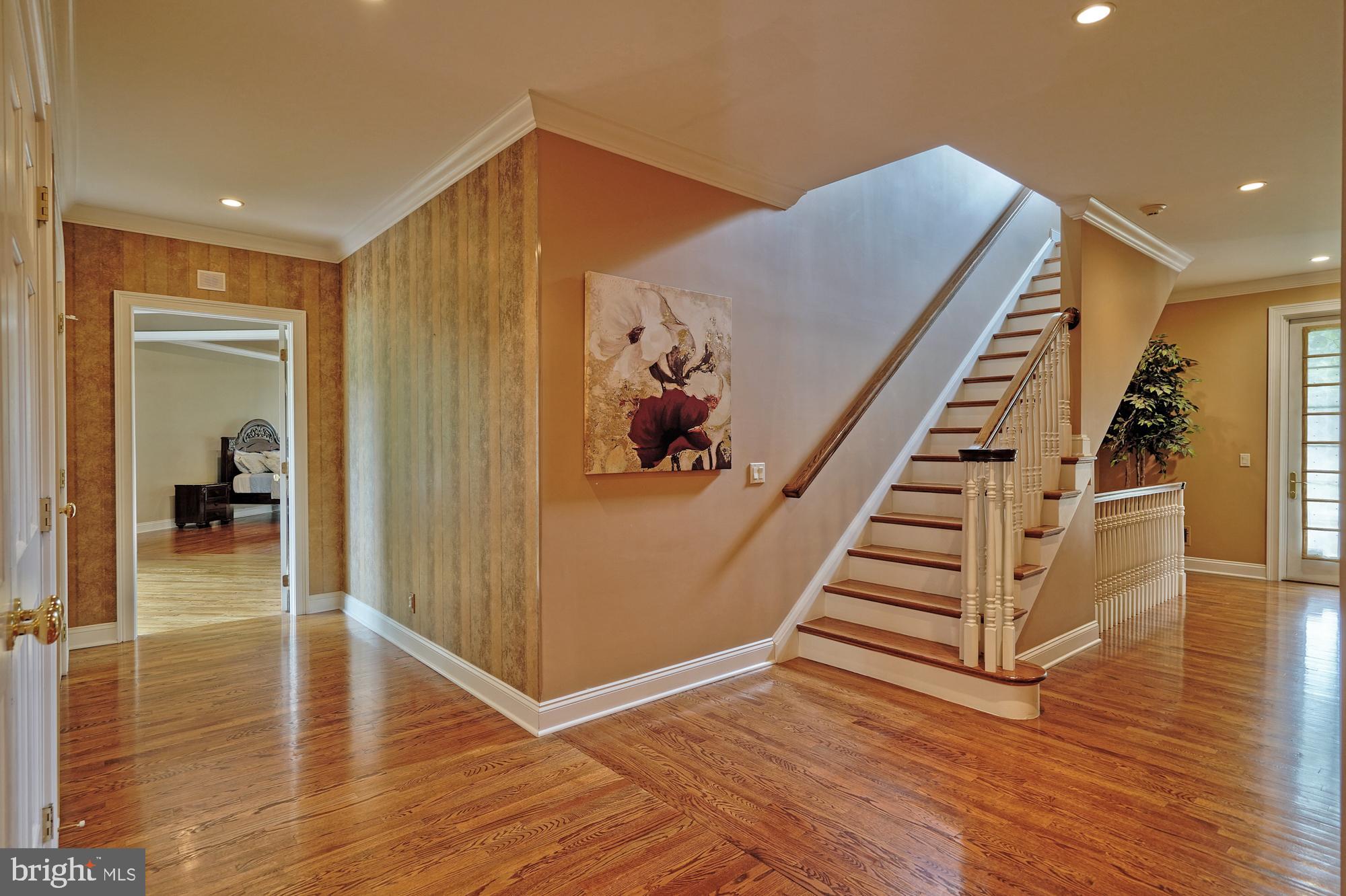 WESTBURY PARK - Residential