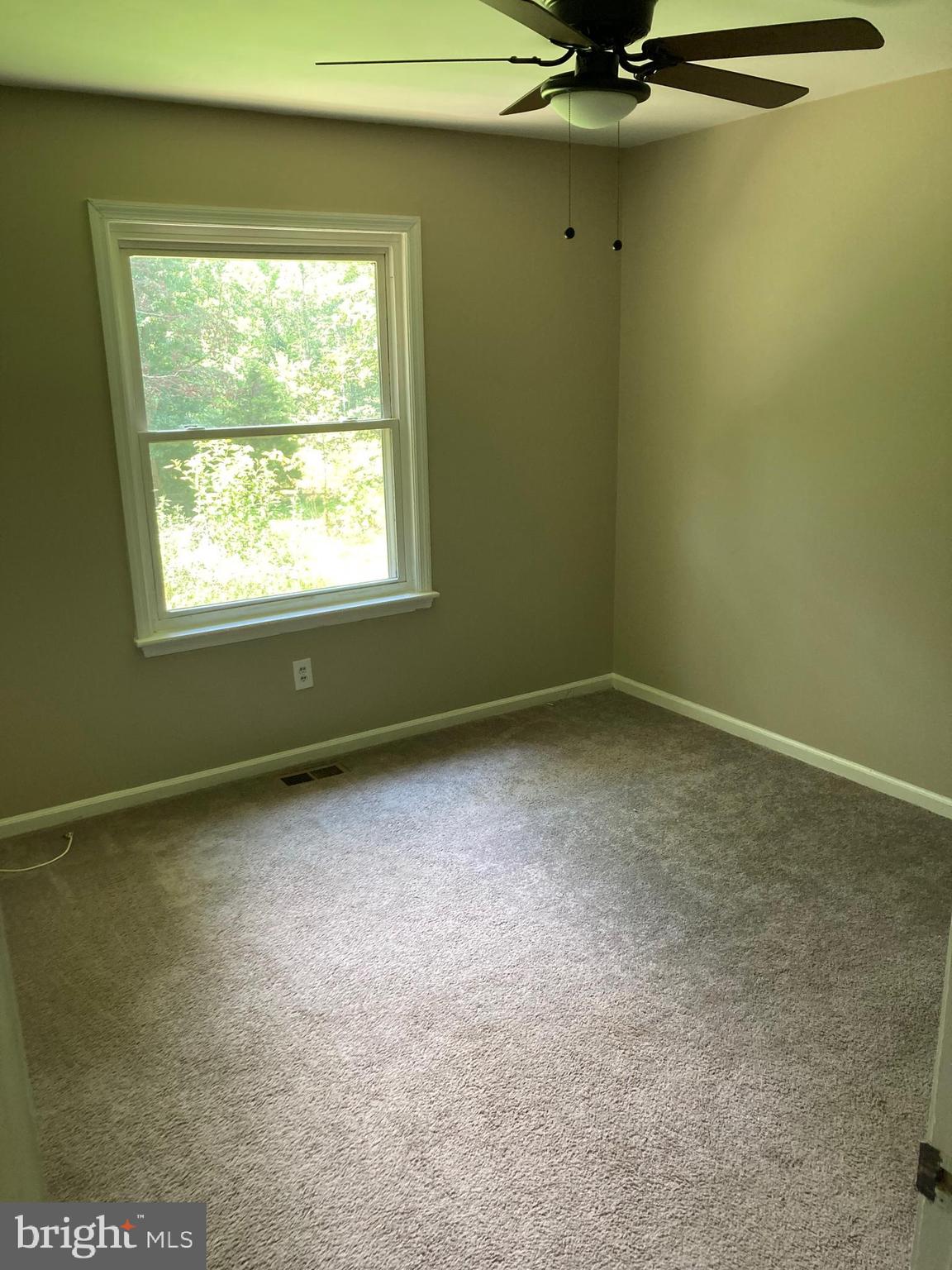 ROLLINSWOOD SOUTH - Residential Lease