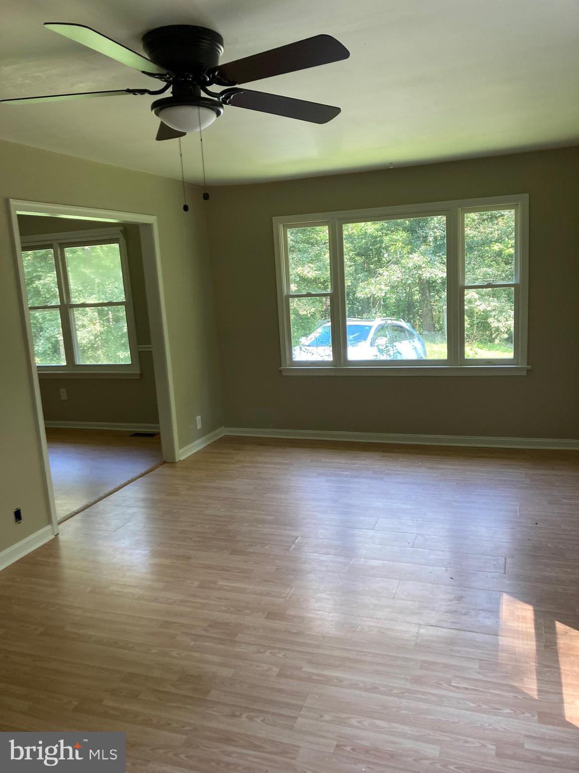 ROLLINSWOOD SOUTH - Residential Lease