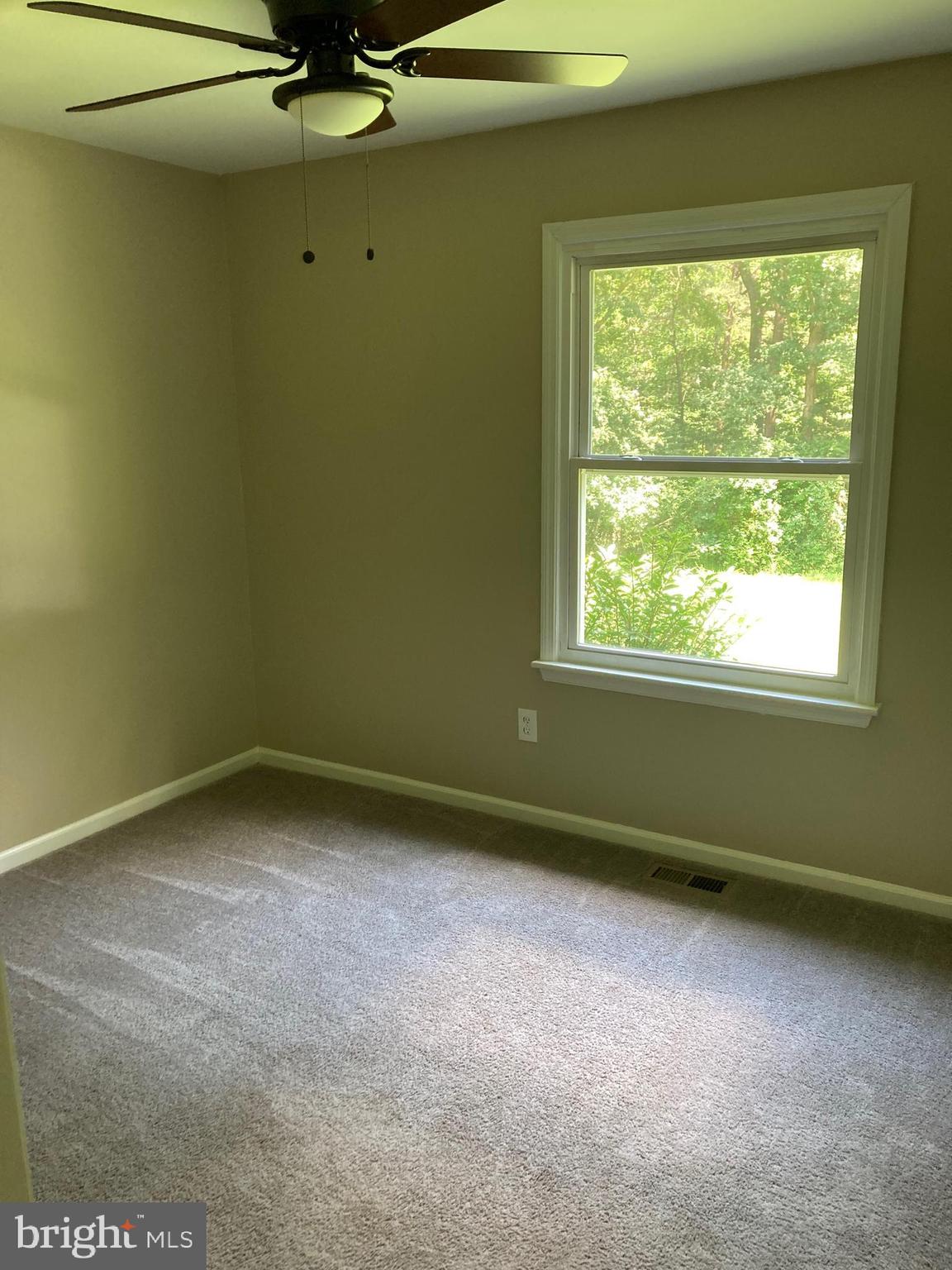 ROLLINSWOOD SOUTH - Residential Lease