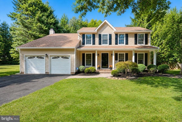 41 HIBISCUS LN, ROBBINSVILLE, NJ 08691 - Image 9f8e8375d439fb5d6eeb93f6c4f9f63a/2953946560