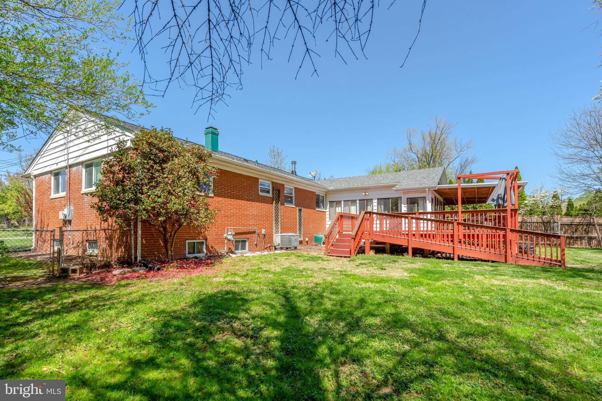 FAIRCHESTER - Residential