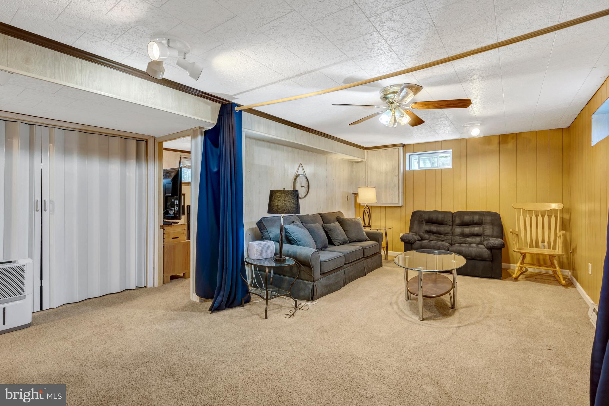 FAIRCHESTER - Residential