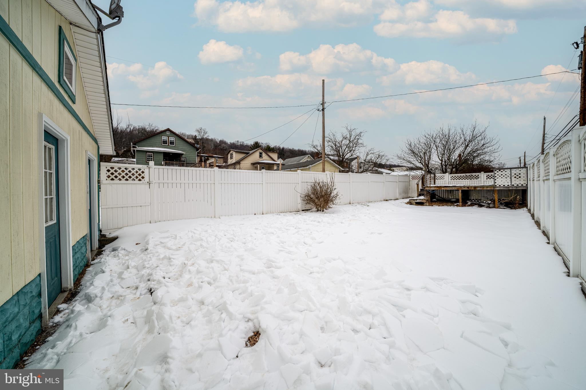 NORTH END - Residential