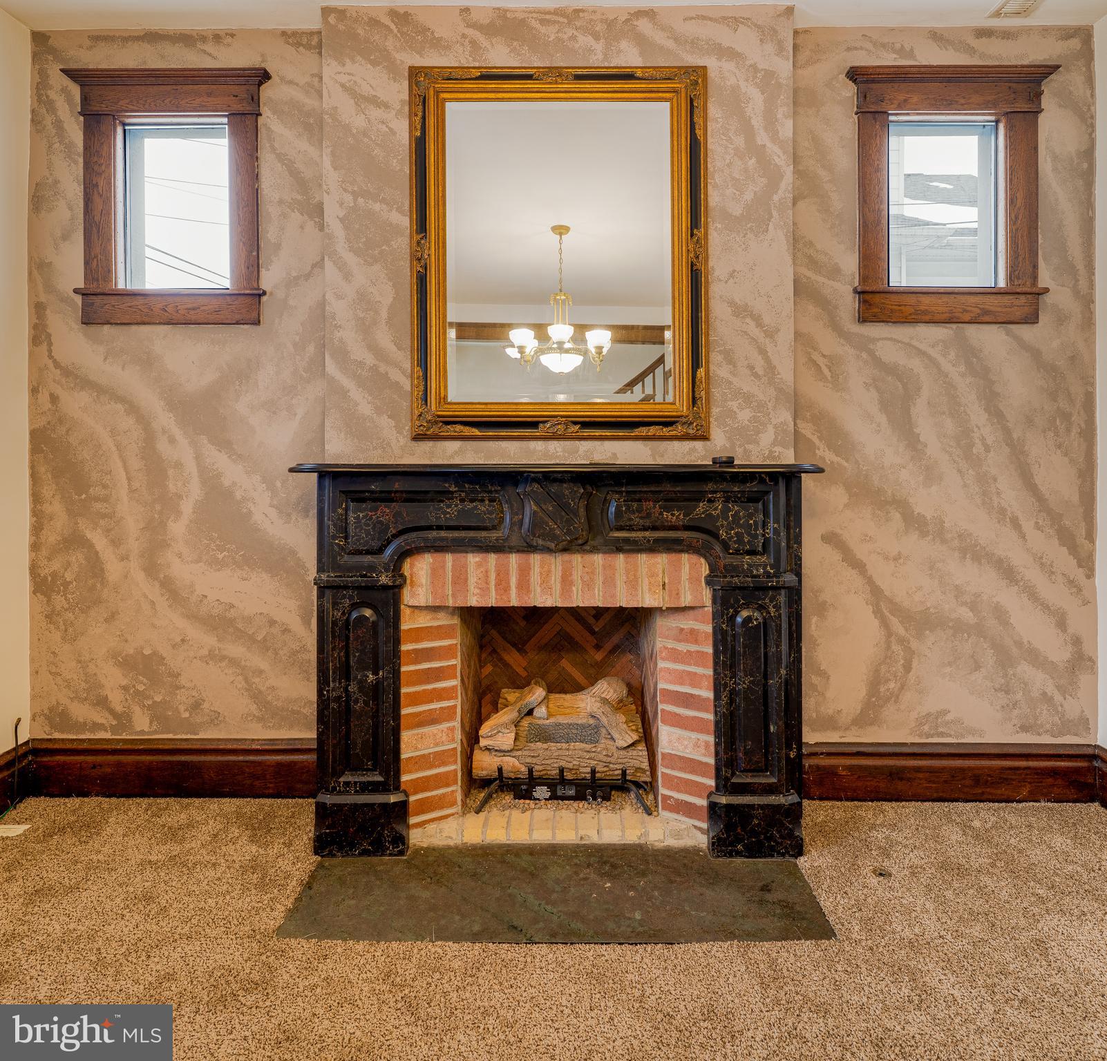 NORTH END - Residential